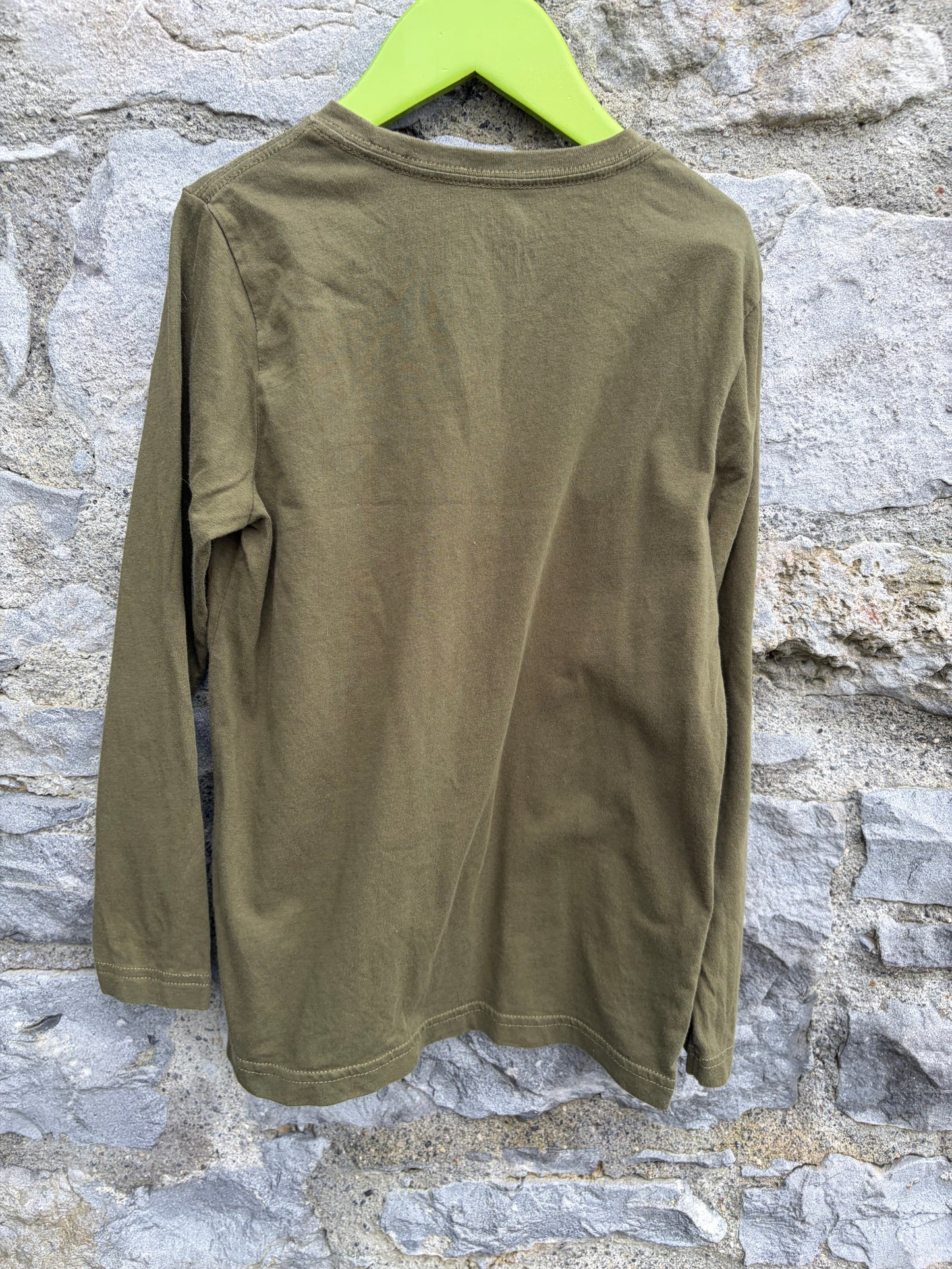 True hero khaki top  8-9y (128-134cm)