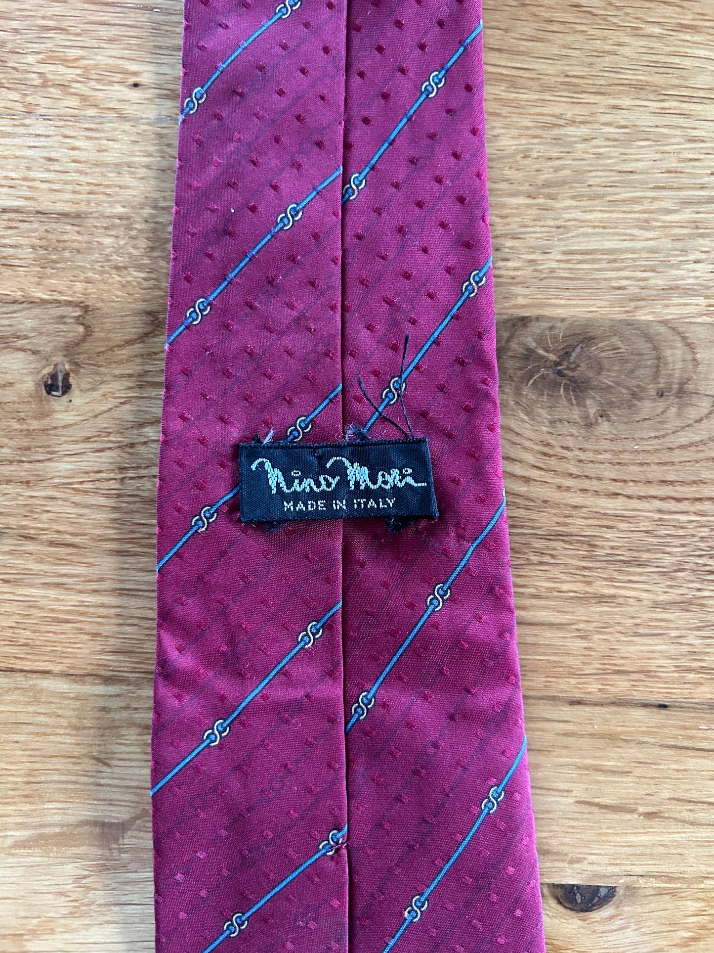 Maroon&blue fine line tie