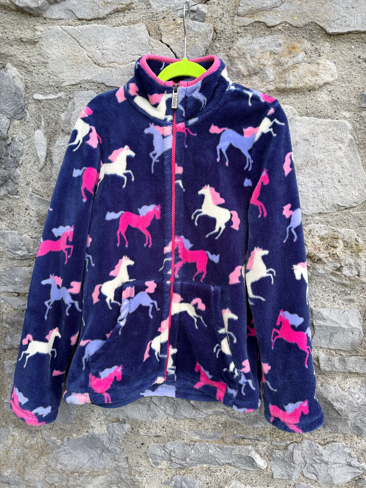 Horses navy soft fleece  8y (128cm)
