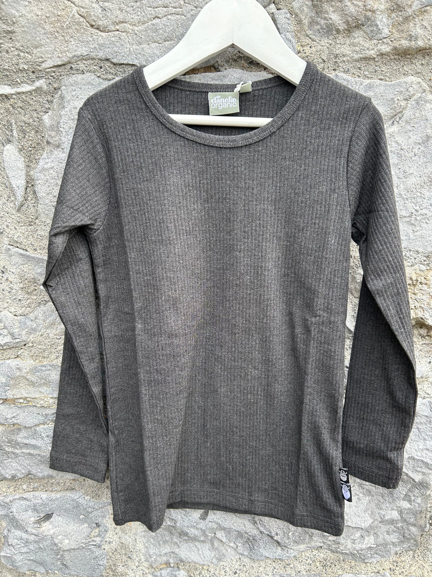 Charcoal ribbed top  6-7y (116-122cm)