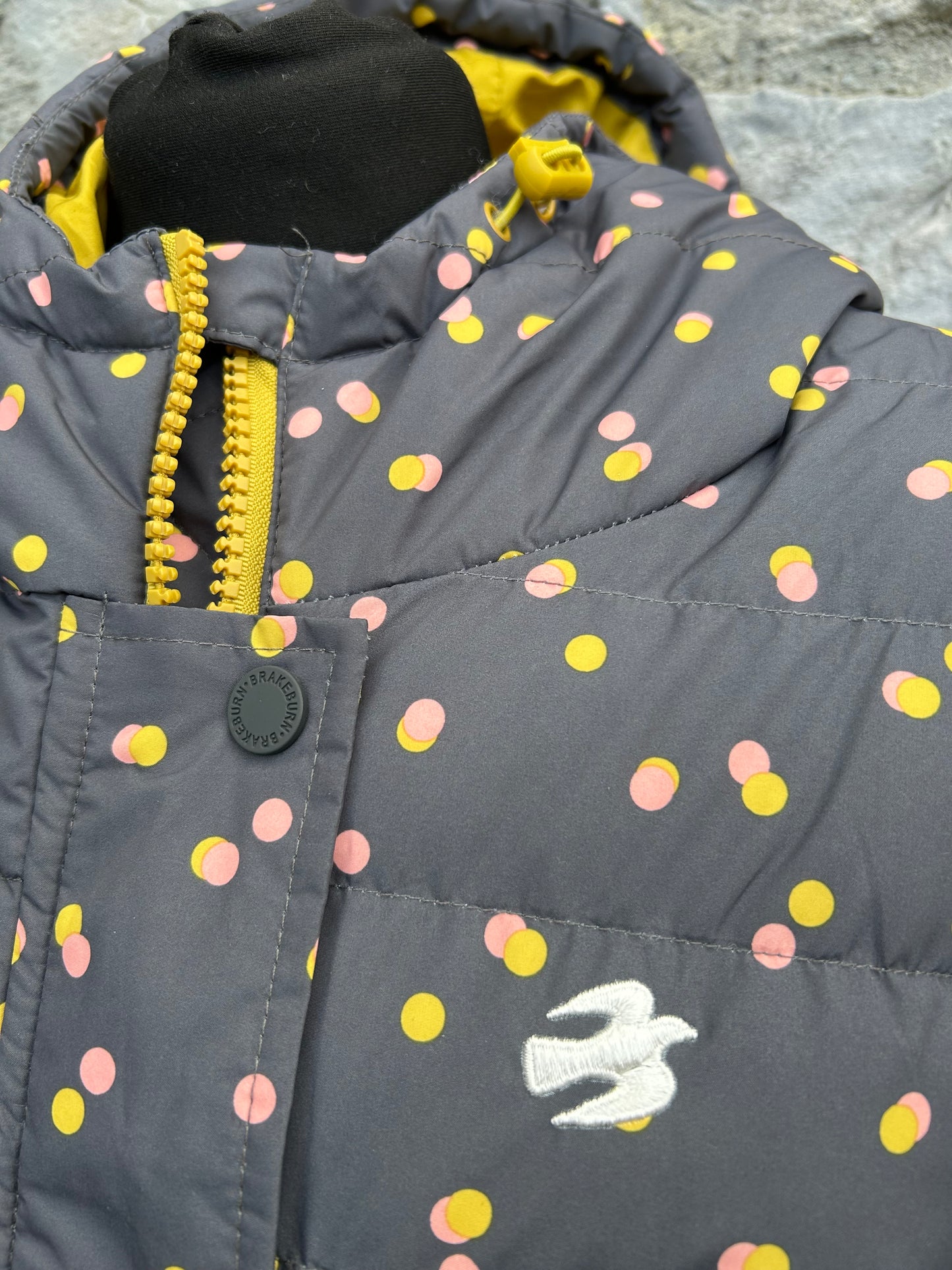 Grey spotty Removable sleeve puffa jacket uk 10-12