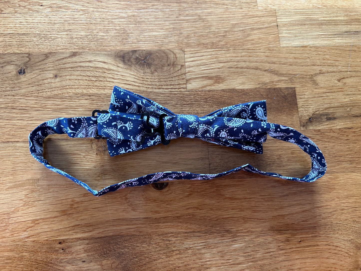 Navy paisley bow tie