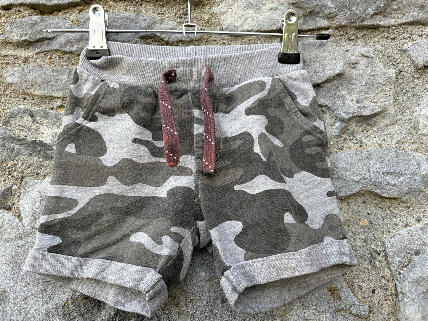 Camouflage shorts  12-18m (80-86cm)