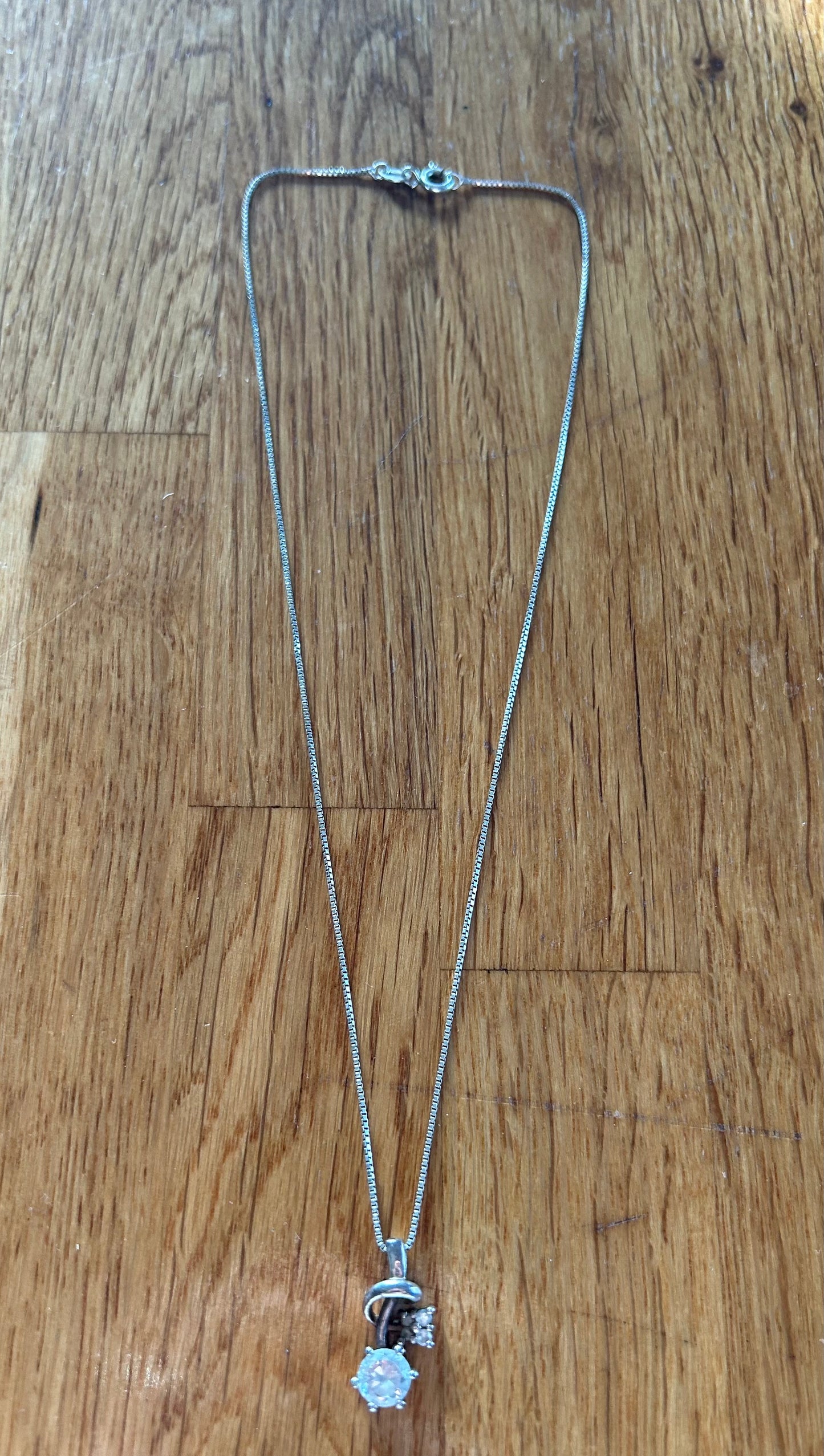 Zyrcon&silver necklace