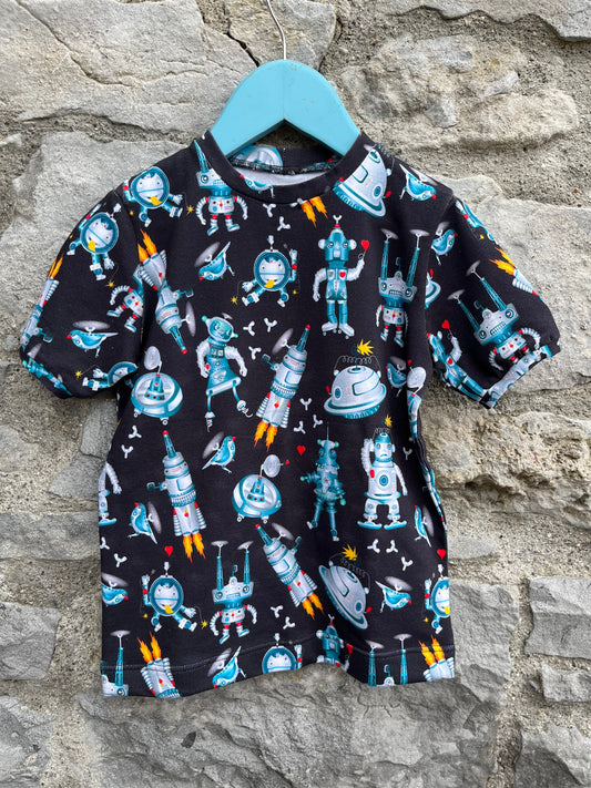 Space robots T-shirt   4-5y (104-110cm)