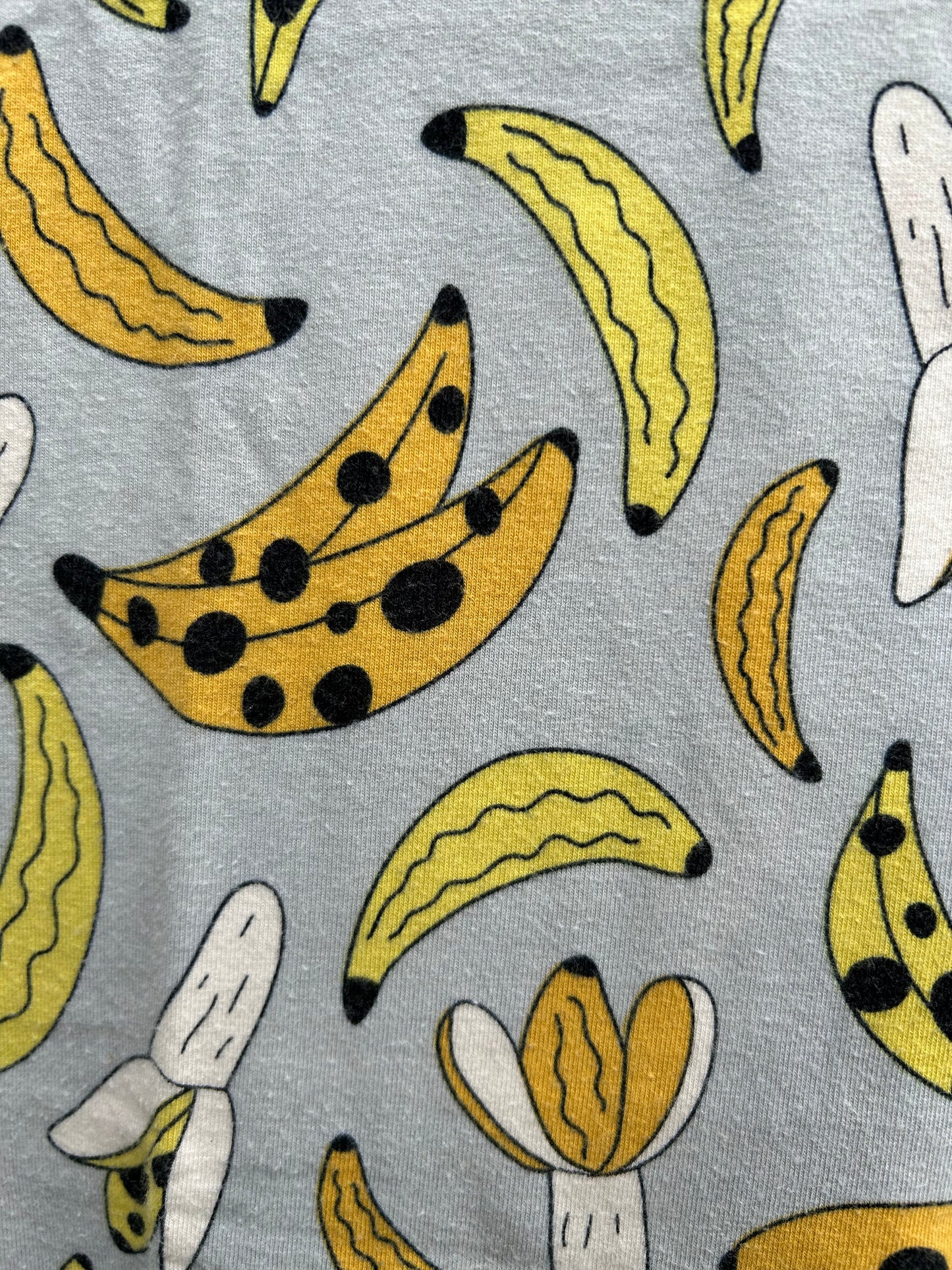 Bananas blue T-shirt  5-6y (110-116cm)