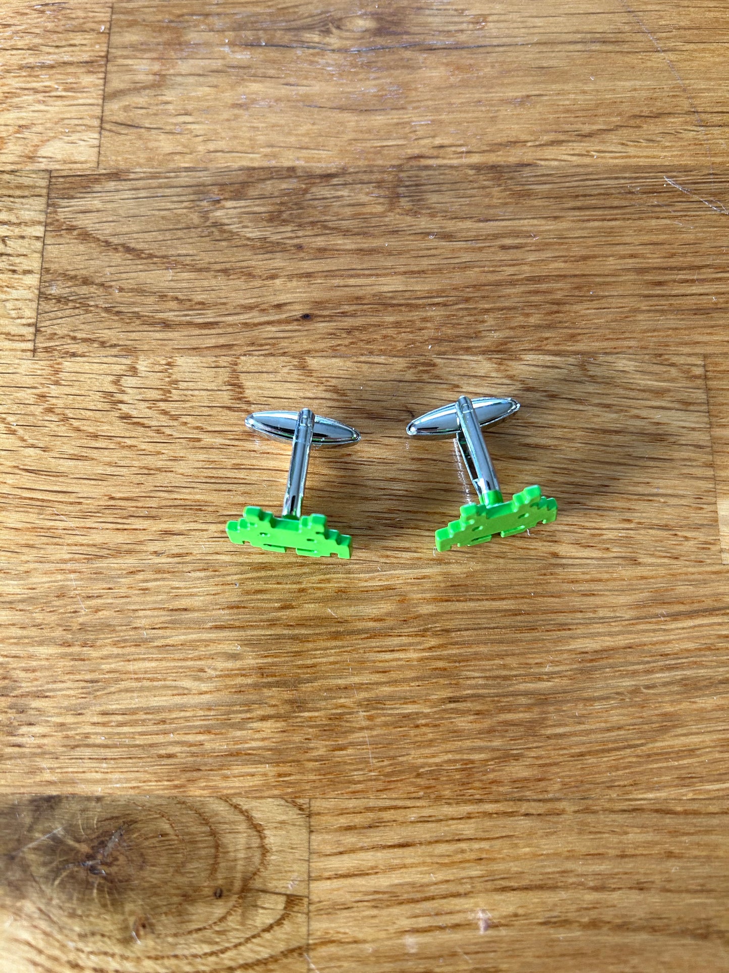 Green space invader cufflinks