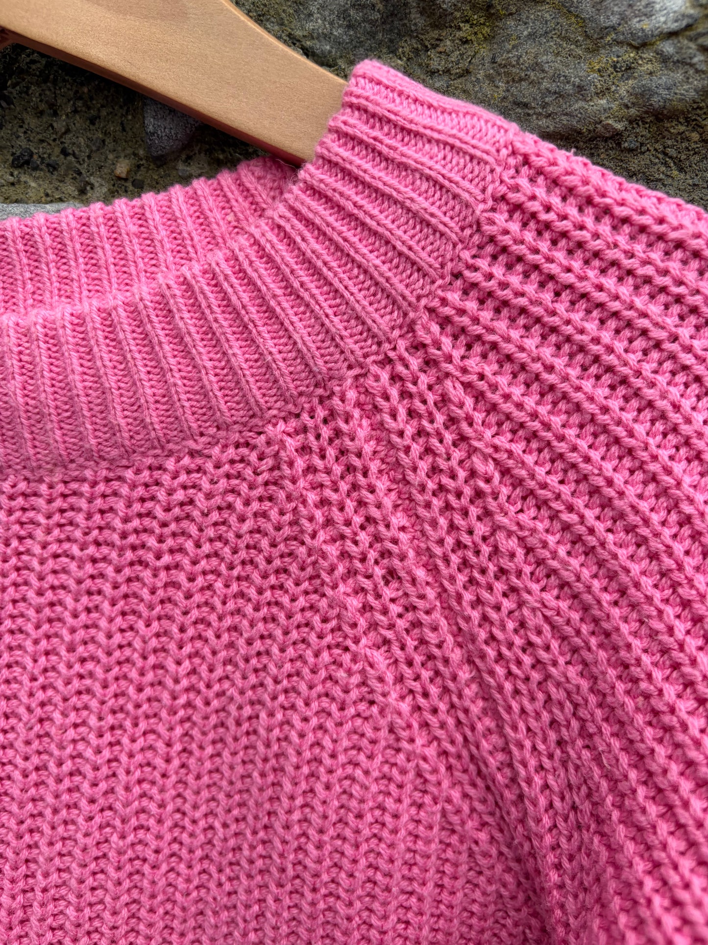 Cropped pink jumper  7-8y (122-128cm)