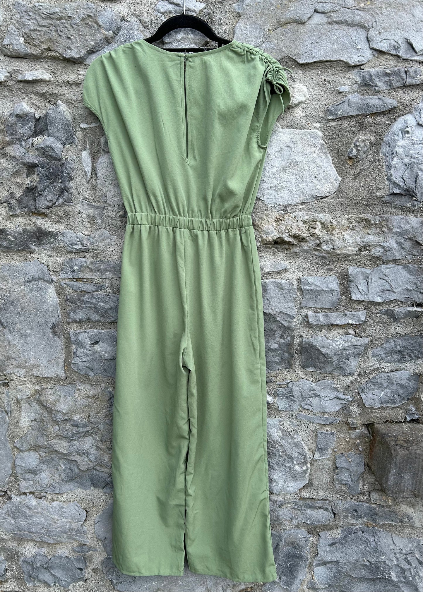 Green jumpsuit  11-12y (146-152cm)