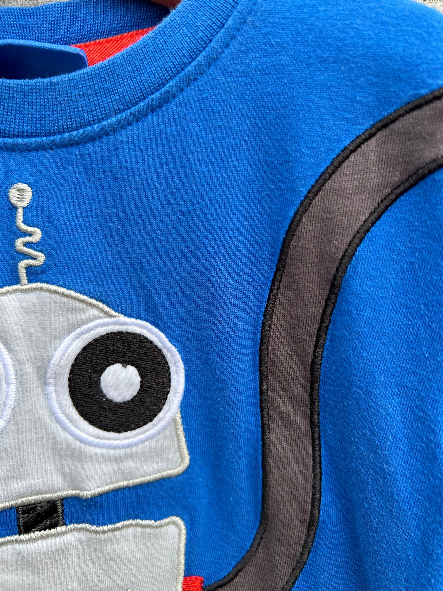 Robot blue T-shirt  2-3y (92-98cm)