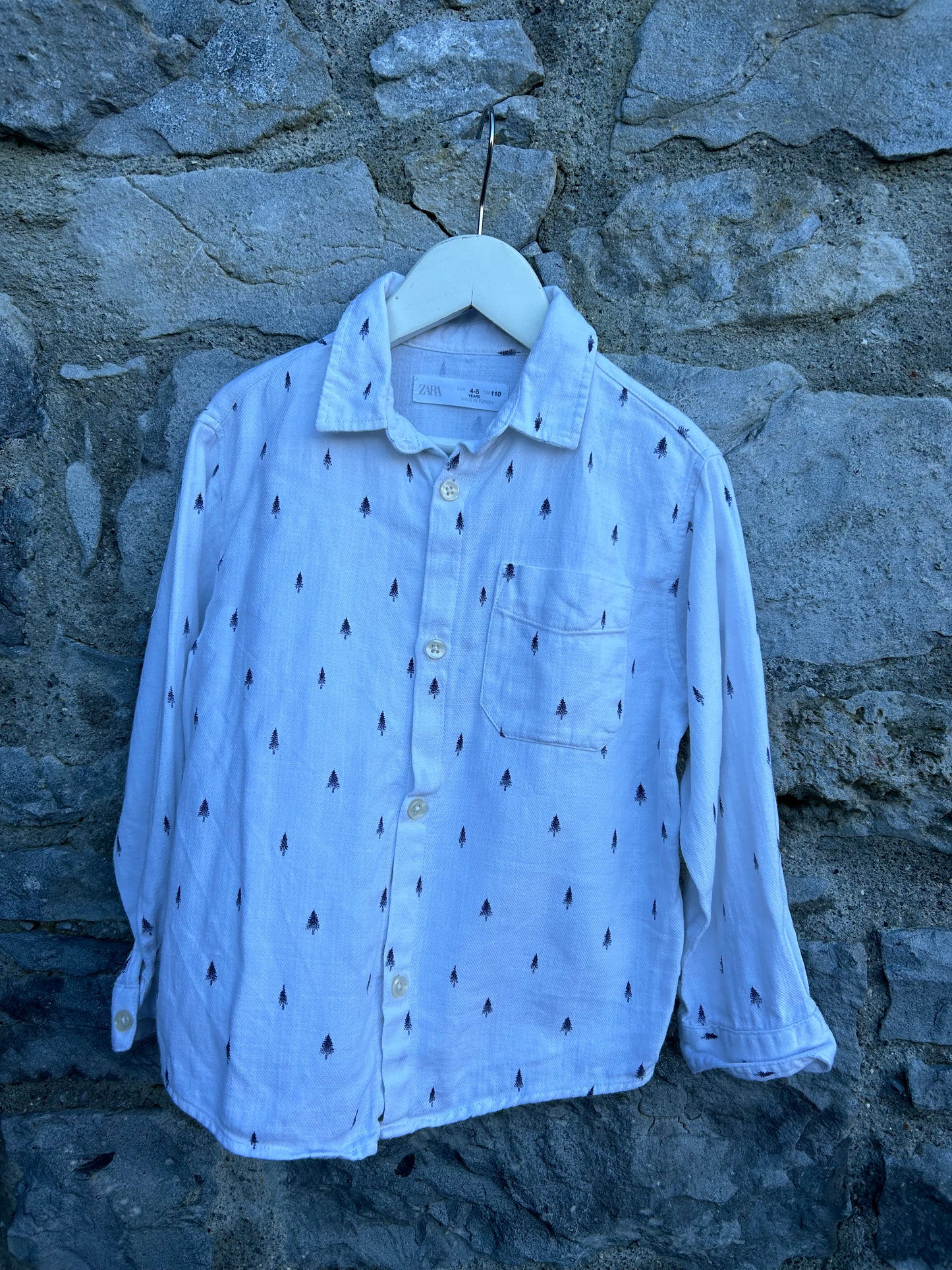 Pine trees white shirt  4-5y (104-110cm)