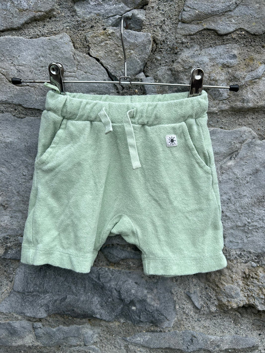 Pistachio Terry shorts  3-6m (62-68cm)