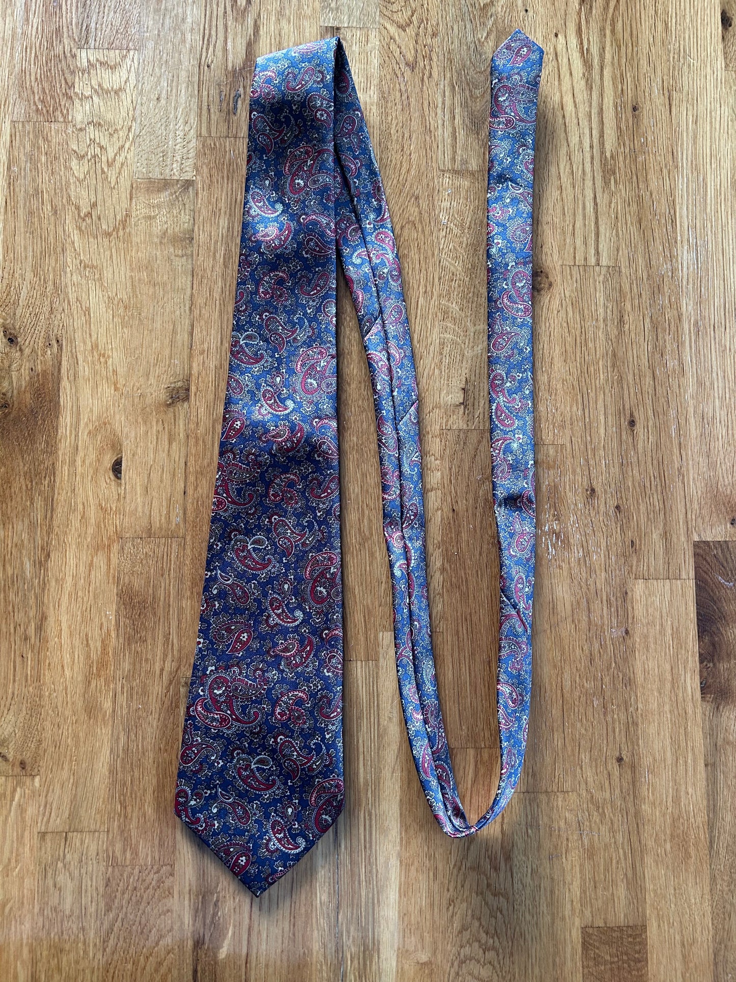 Navy paisley tie