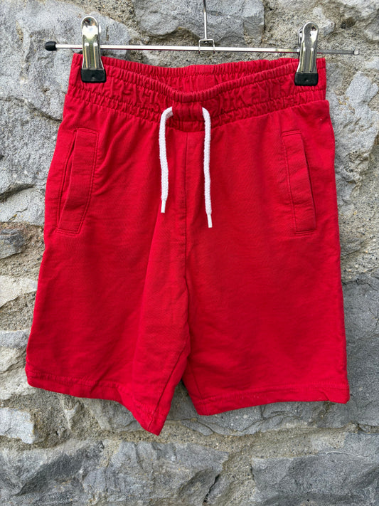 Red shorts  7y (122cm)