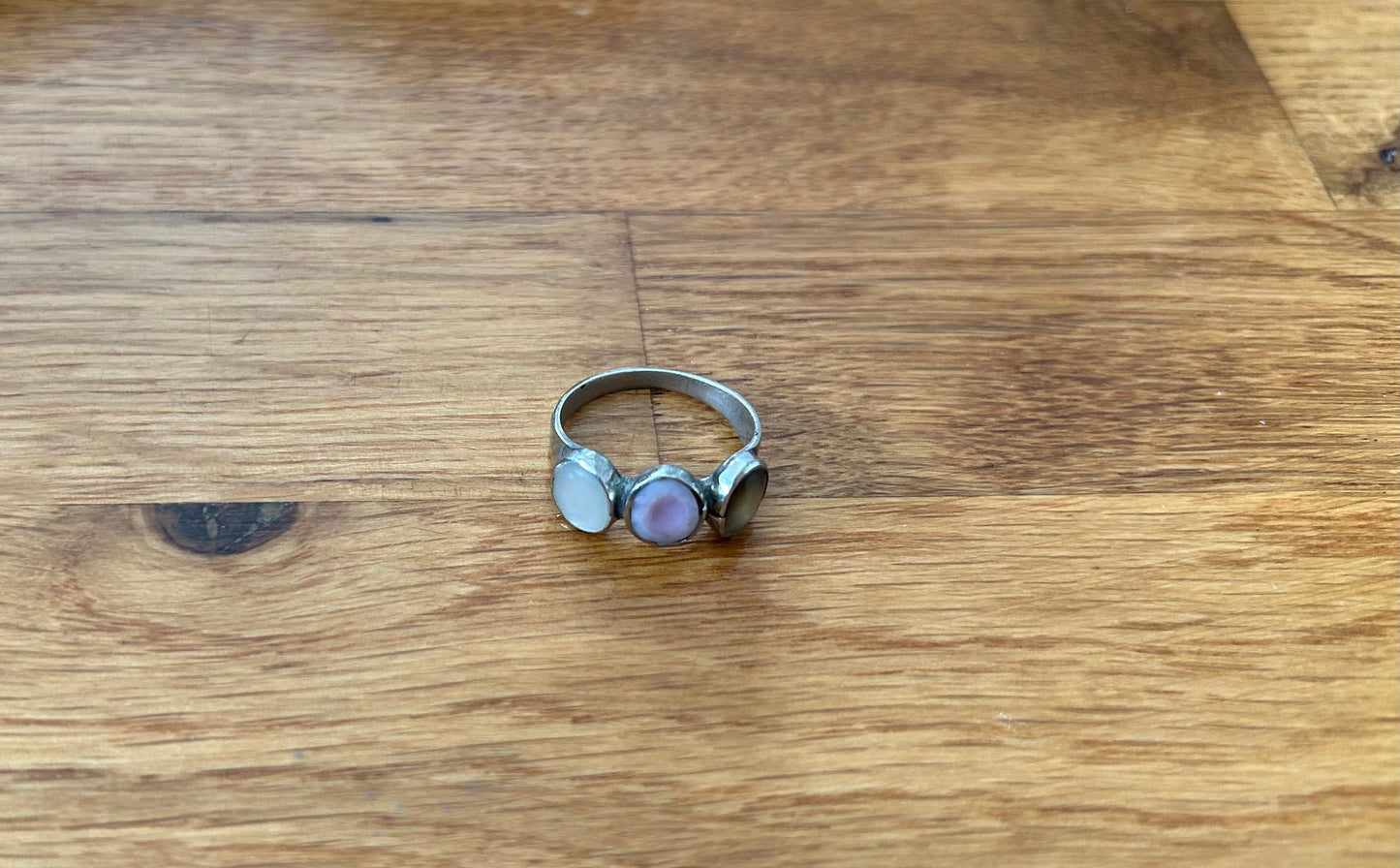 Handmade stones ring