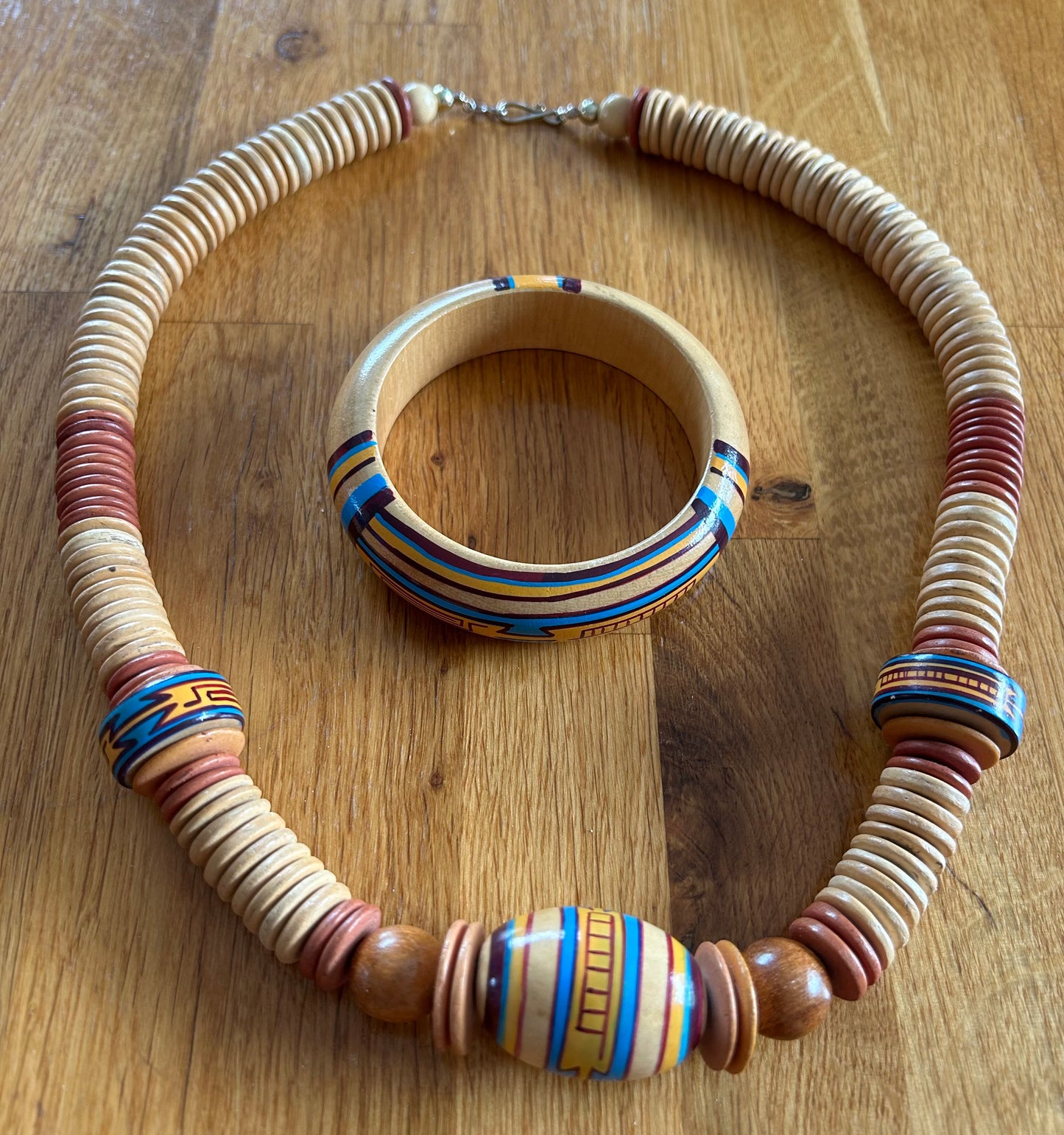 Wooden bead necklace&bracelet