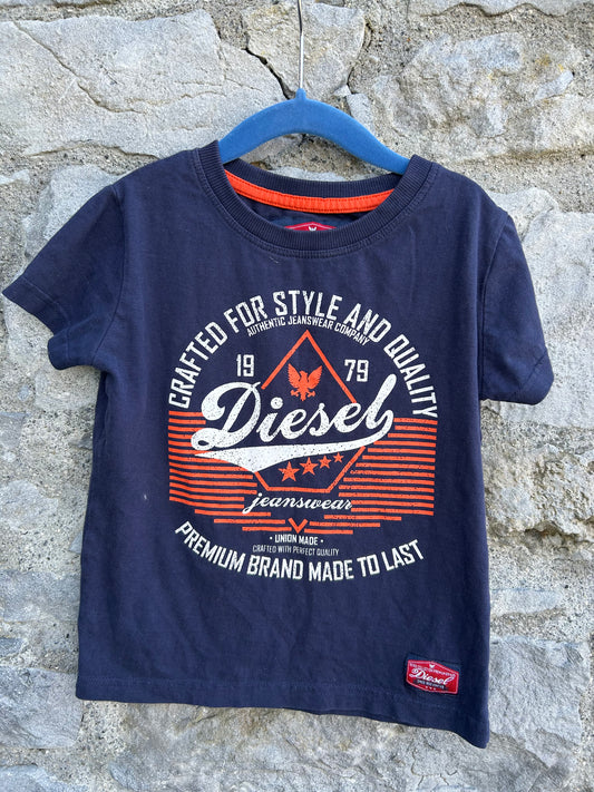 Navy logo T-shirt  3-4y (98-104cm)
