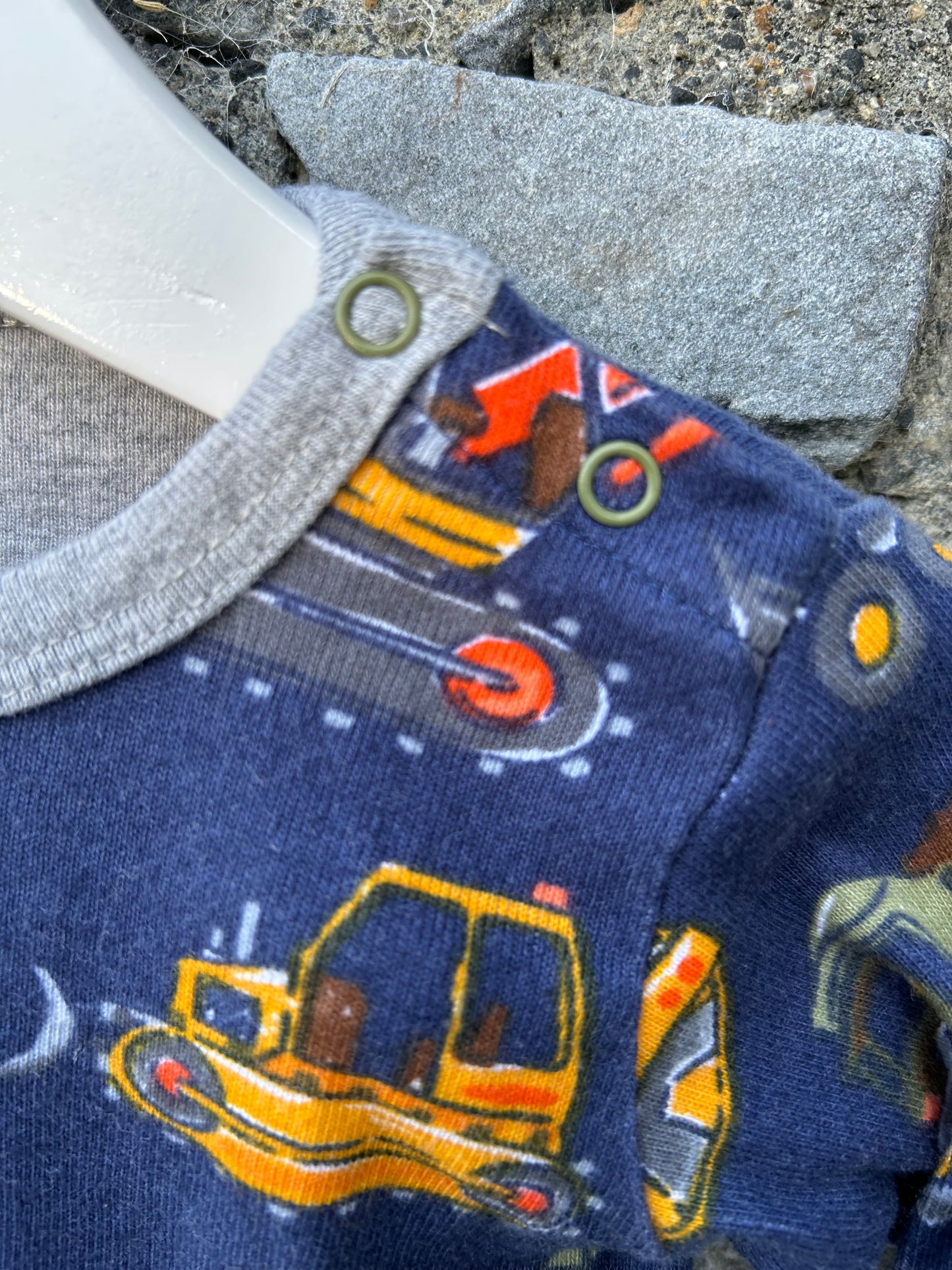 Navy construction vehicles pjs   9-12m (74-80cm)