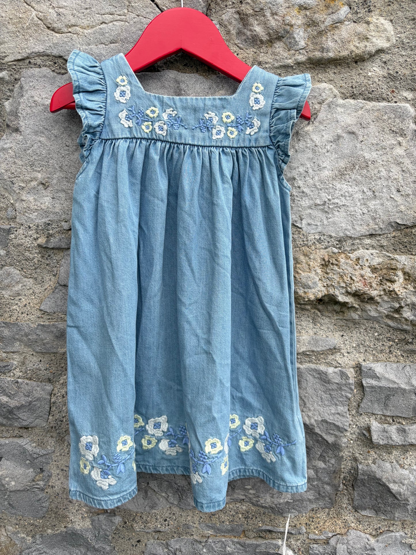 Embroidered denim pinafore  2-3y (92-98cm)