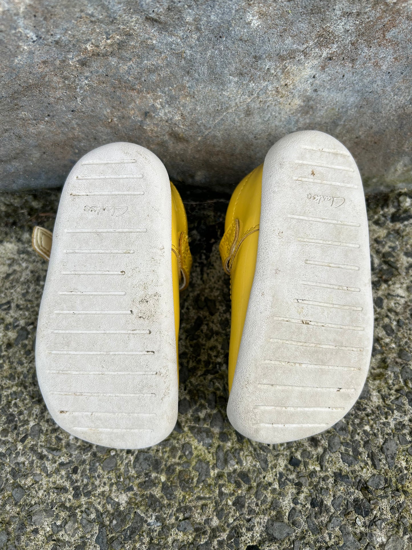 Yellow patent T-bar shoes  uk 3.5G (eu 19)