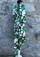 Load image into Gallery viewer, Green floral dress uk 14
