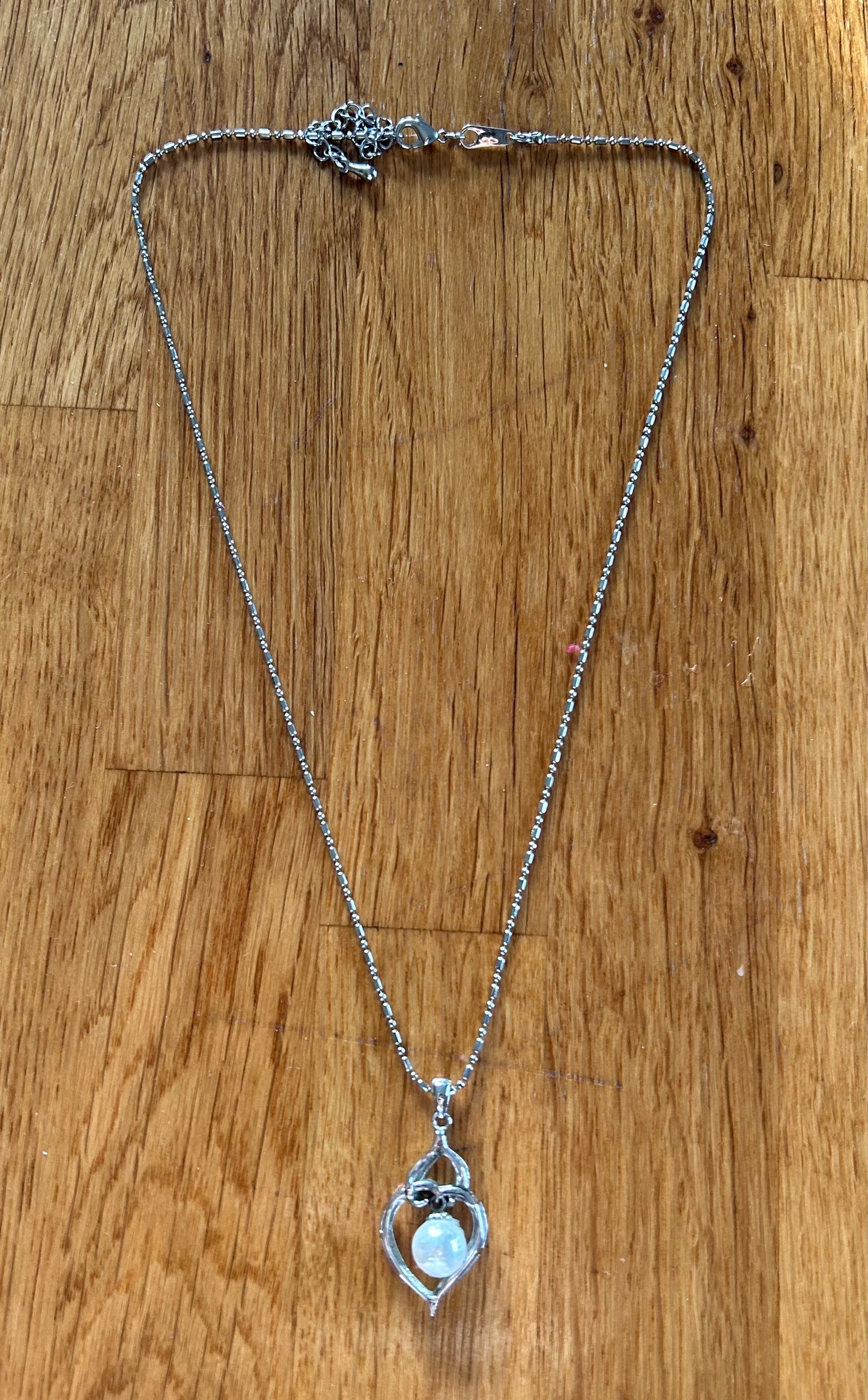 Single pearl necklace