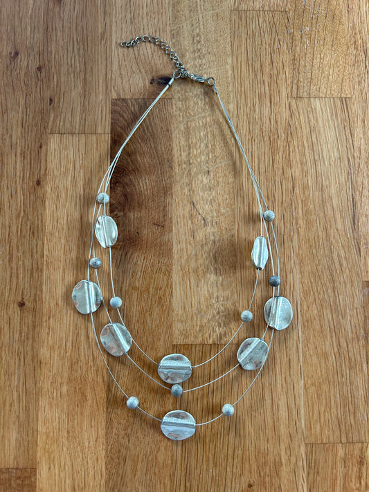 Circle&golden bead necklace