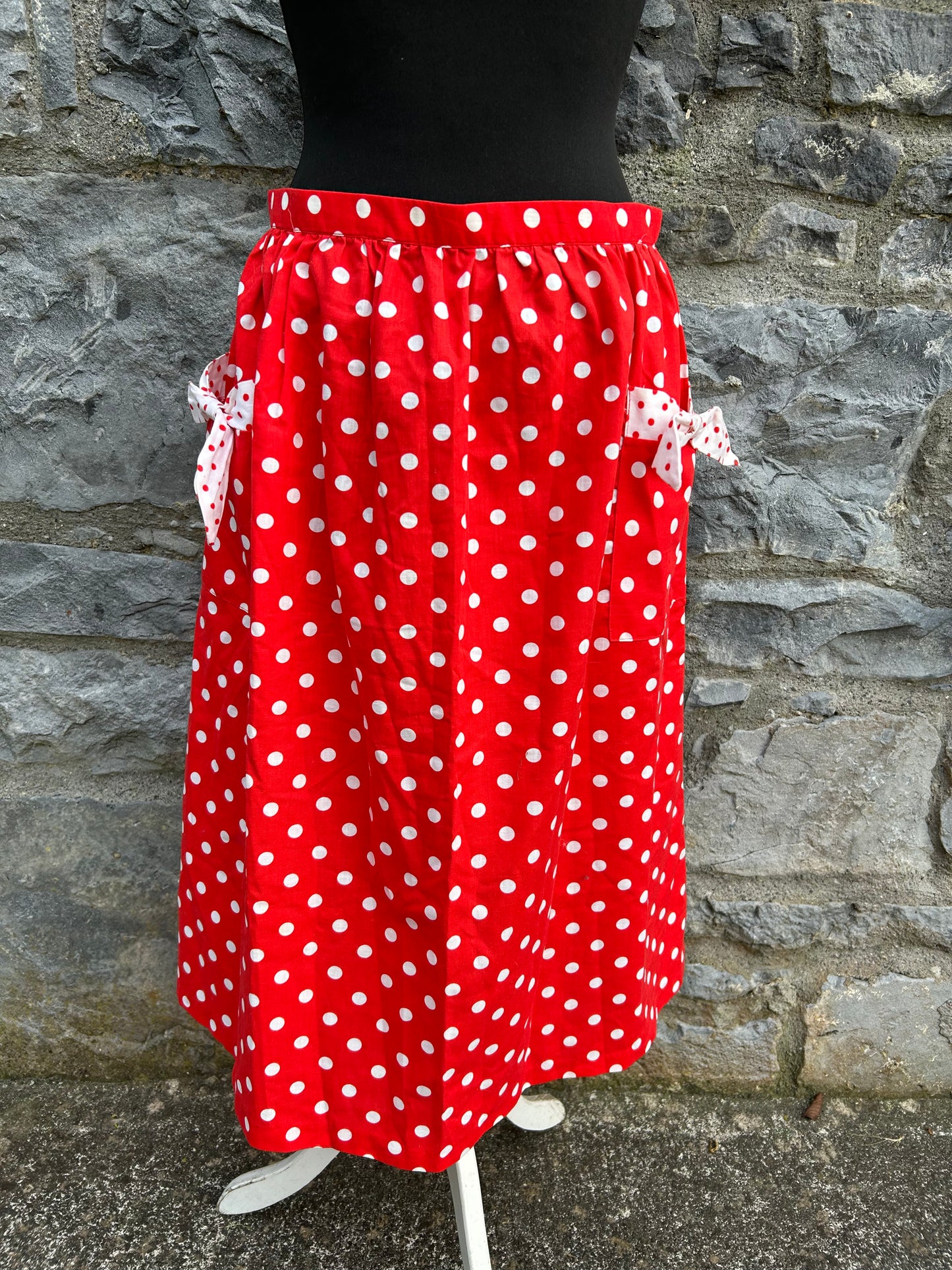 90 red polka dots skirt uk 10-12