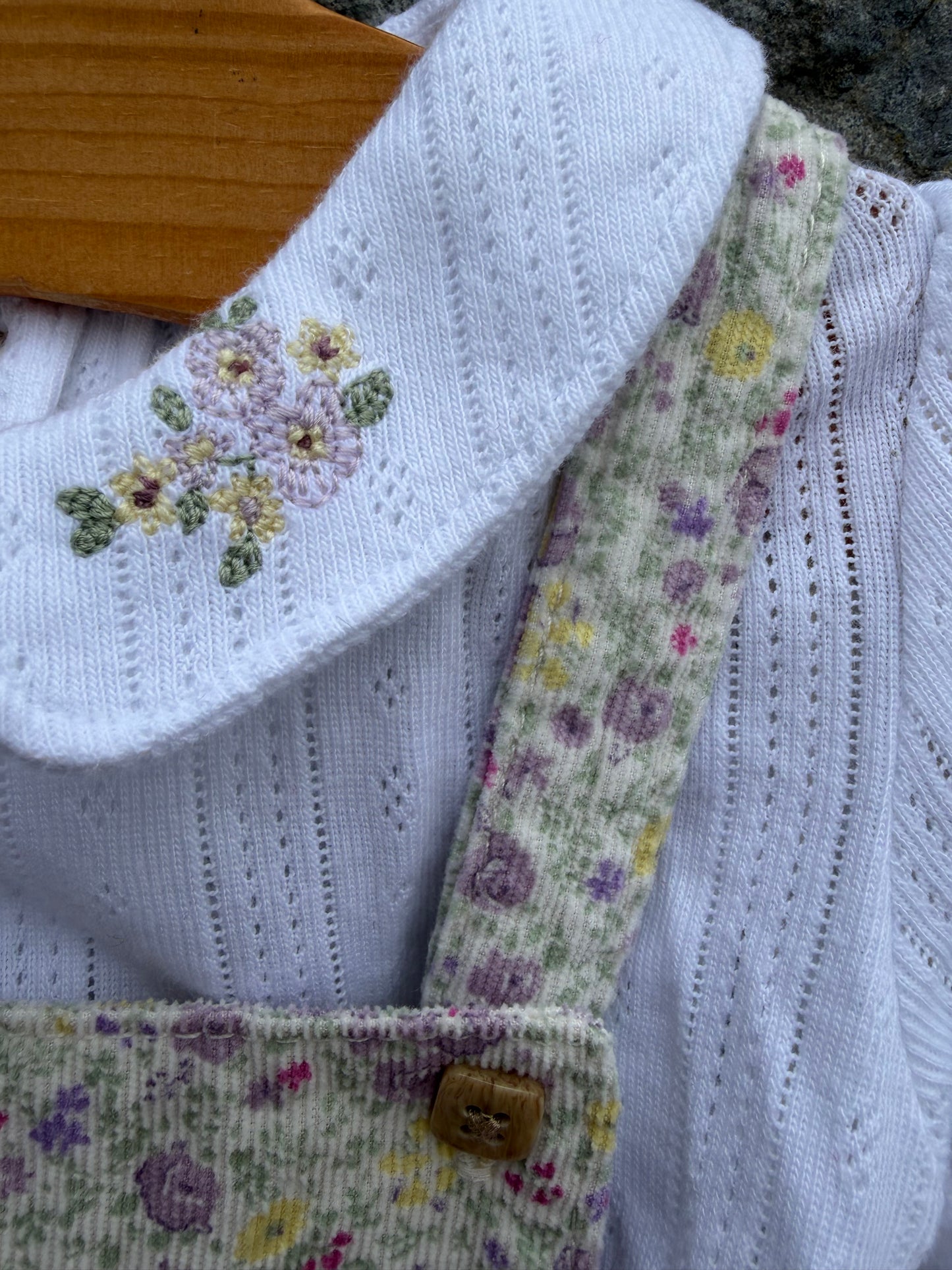 Floral cord pinafore&pointelle vest  6-9m (68-74cm)