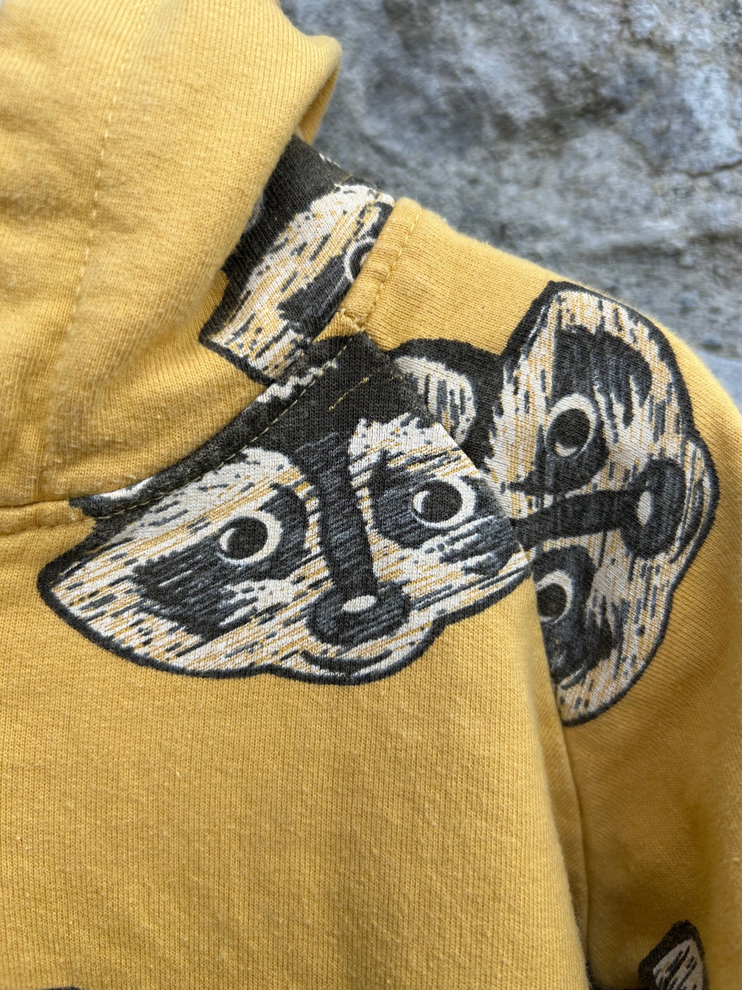 Raccoon mustard hoodie  9-12m (74-80cm)