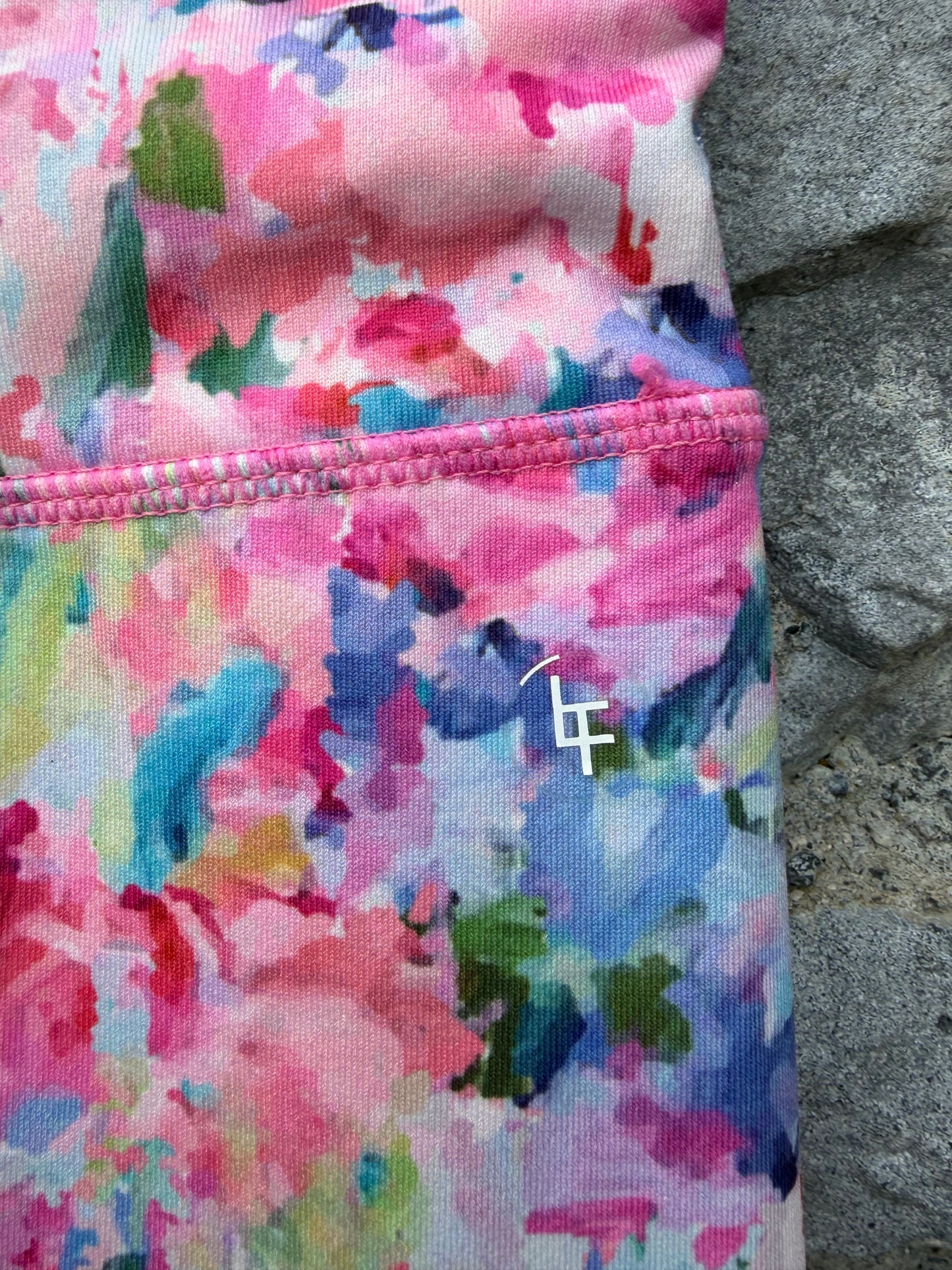 Pink floral biker shorts  7-8y (122-128cm)