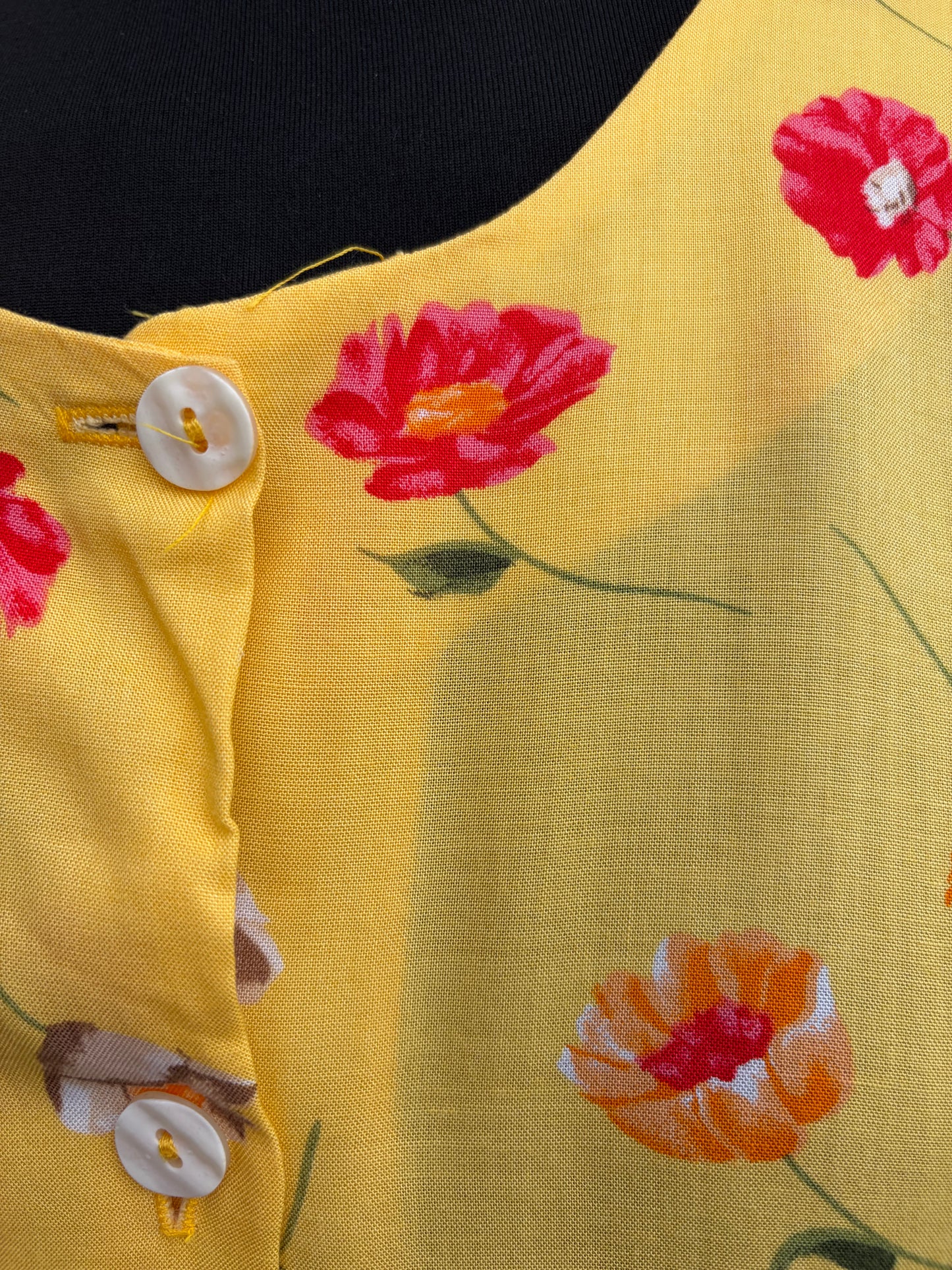 90s red flowers yellow shirt UK 10-12