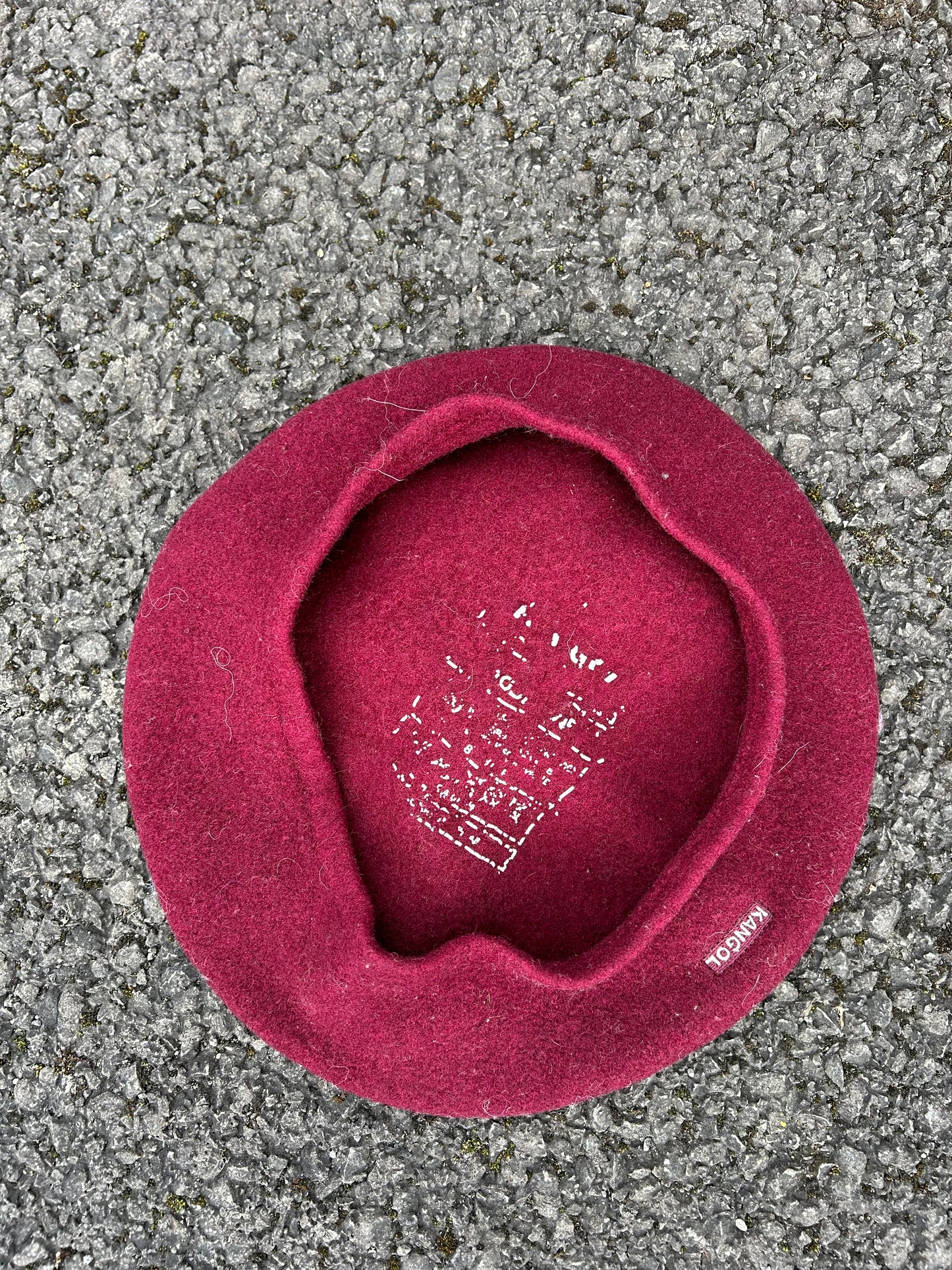 Maroon béret hat