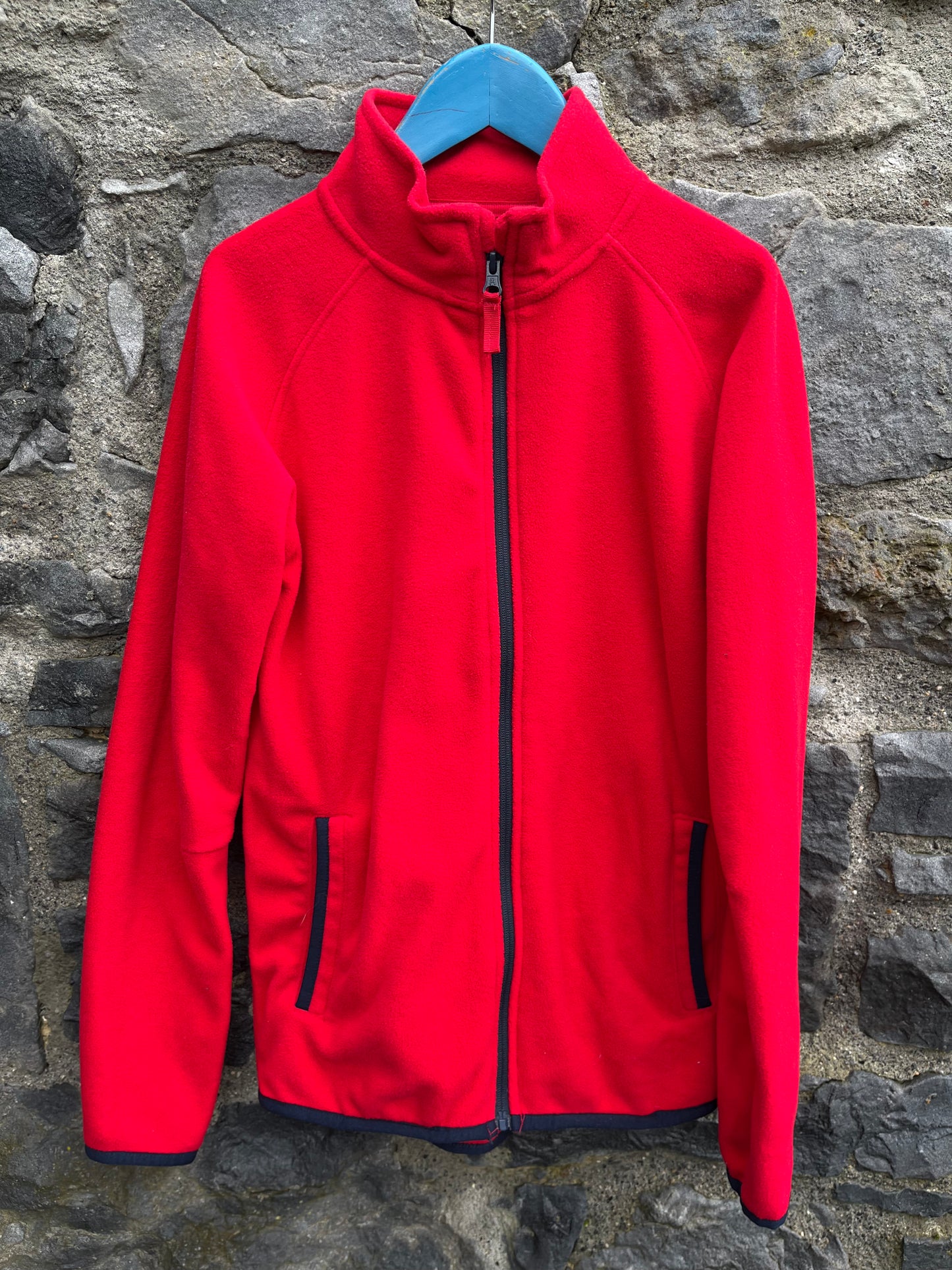 Red fleece  11-12y (146-152cm)