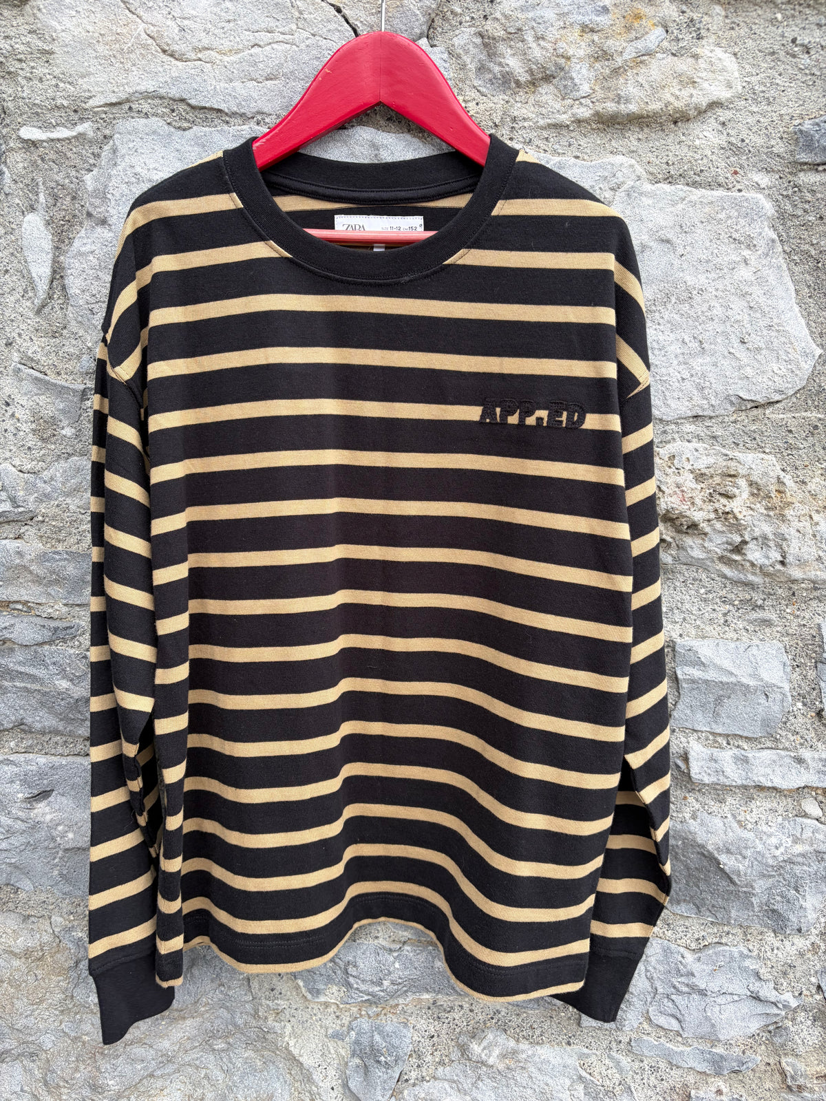 App.ep black&beige stripy top  11-12y (146-152cm)