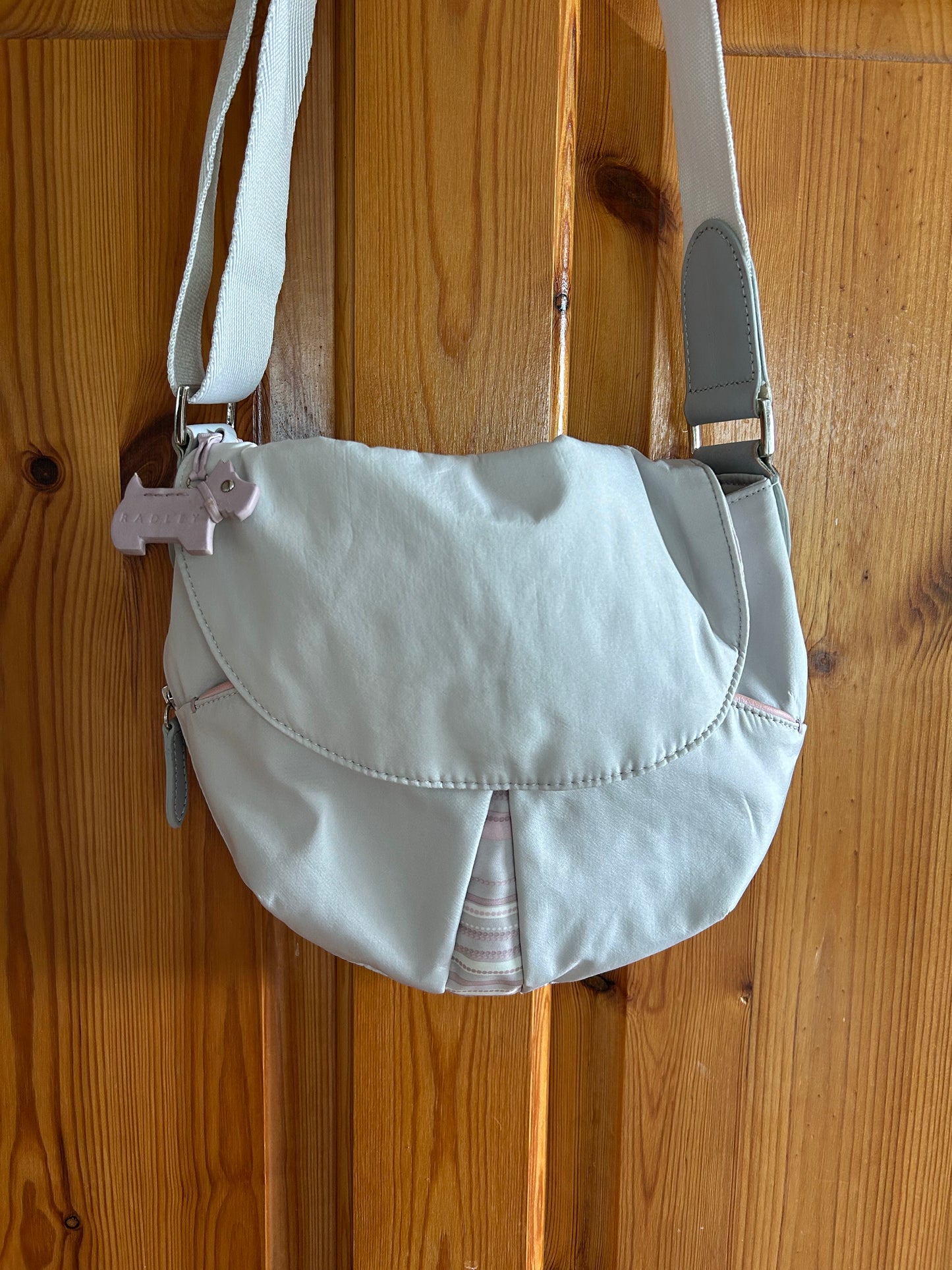 Cream&pink crossbody bag