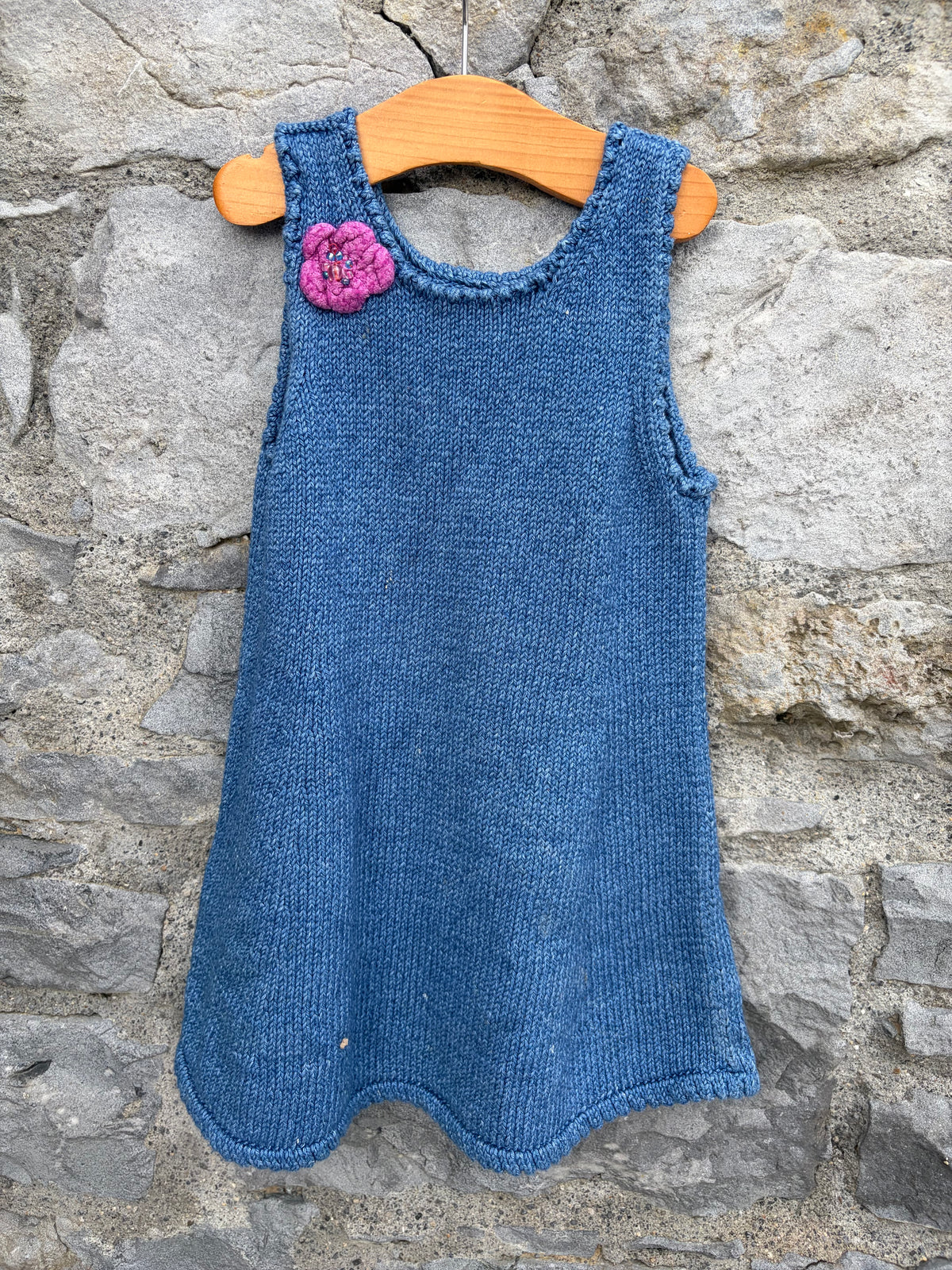 Blue knitted pinafore  4-5y (104-110cm)