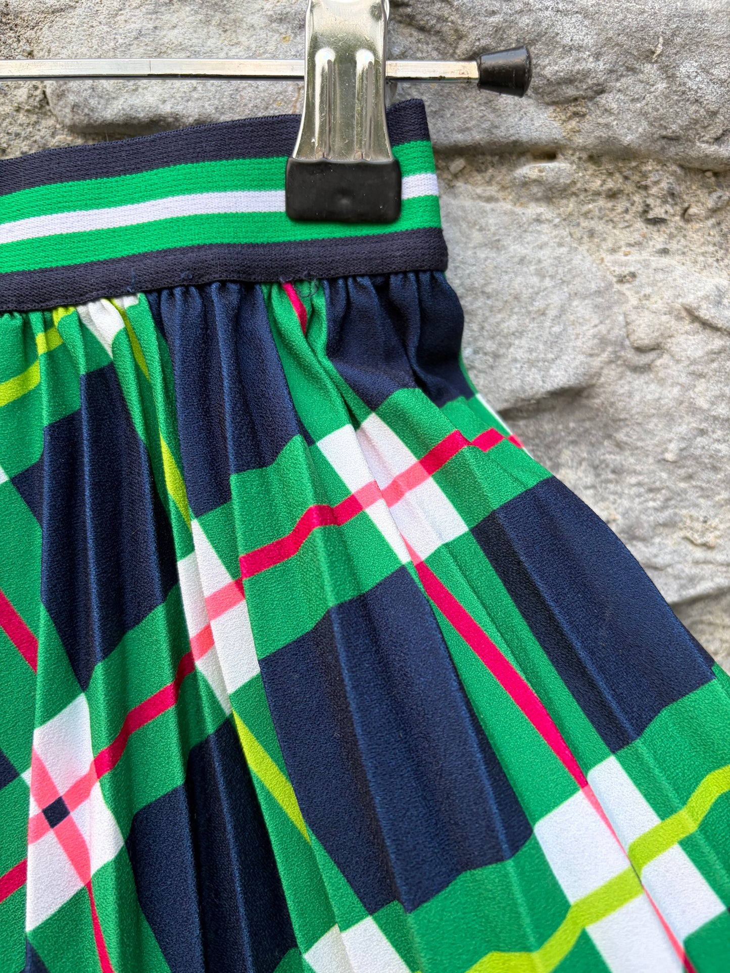 Green check pleated skirt 6y (116cm)