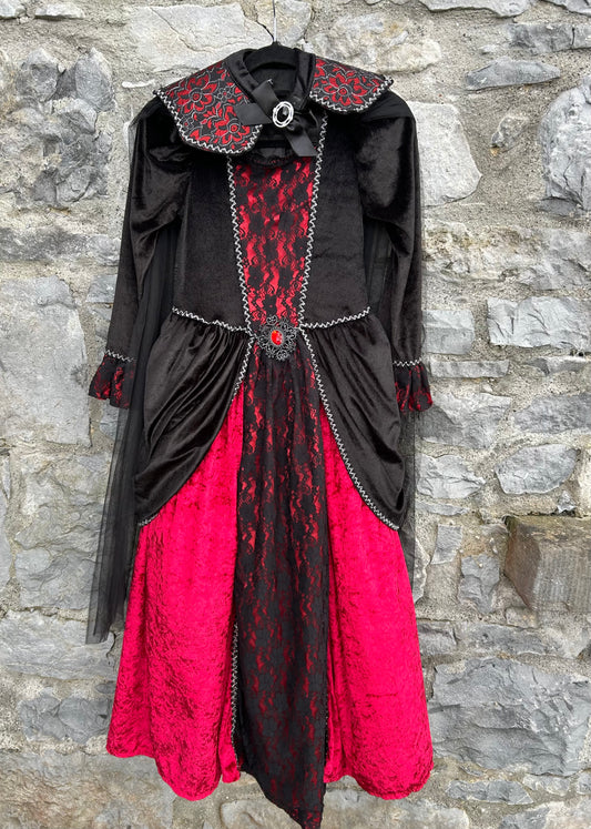 Vampire  11-12y (146-152cm)