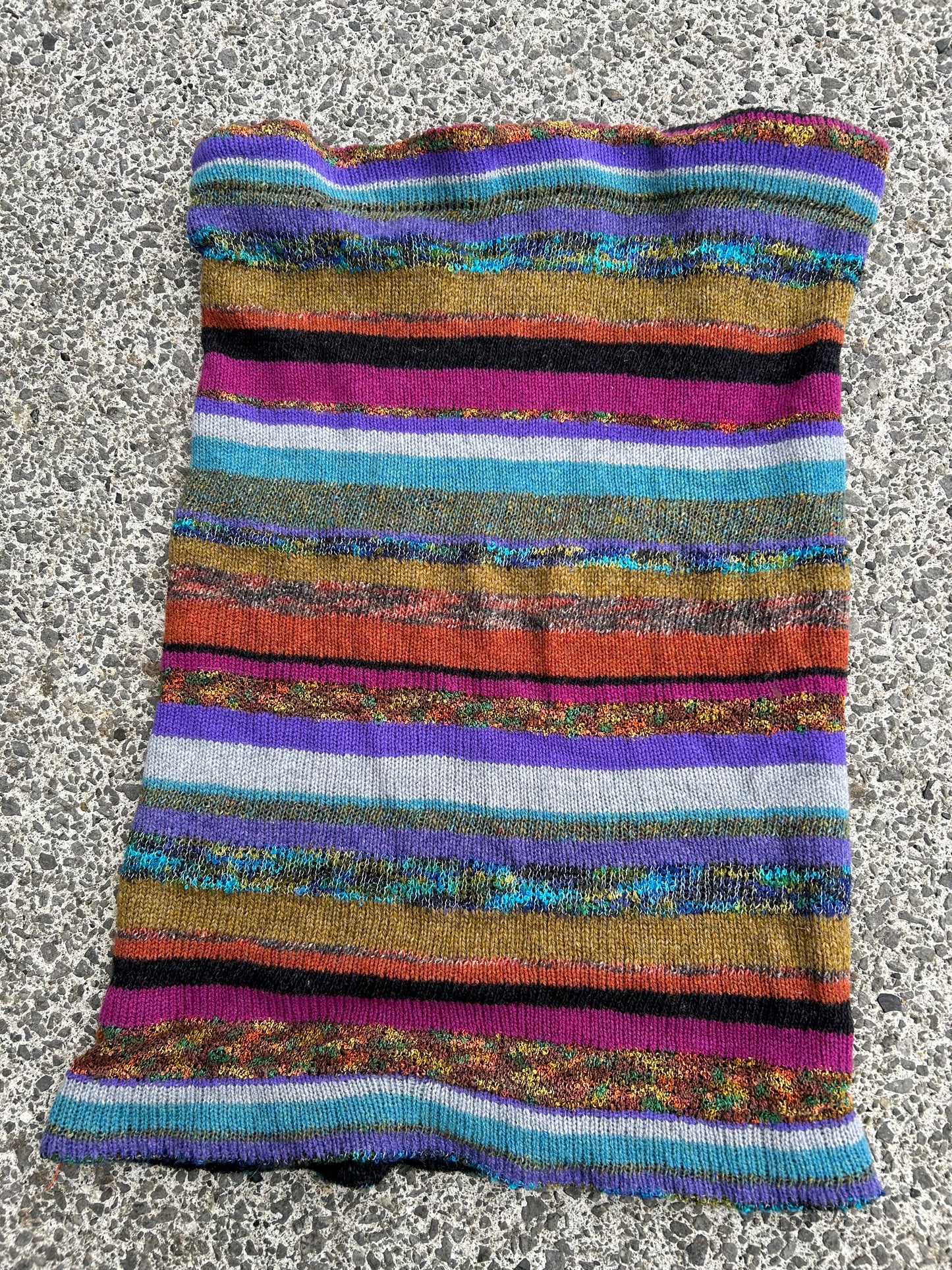 Colourful loop scarf