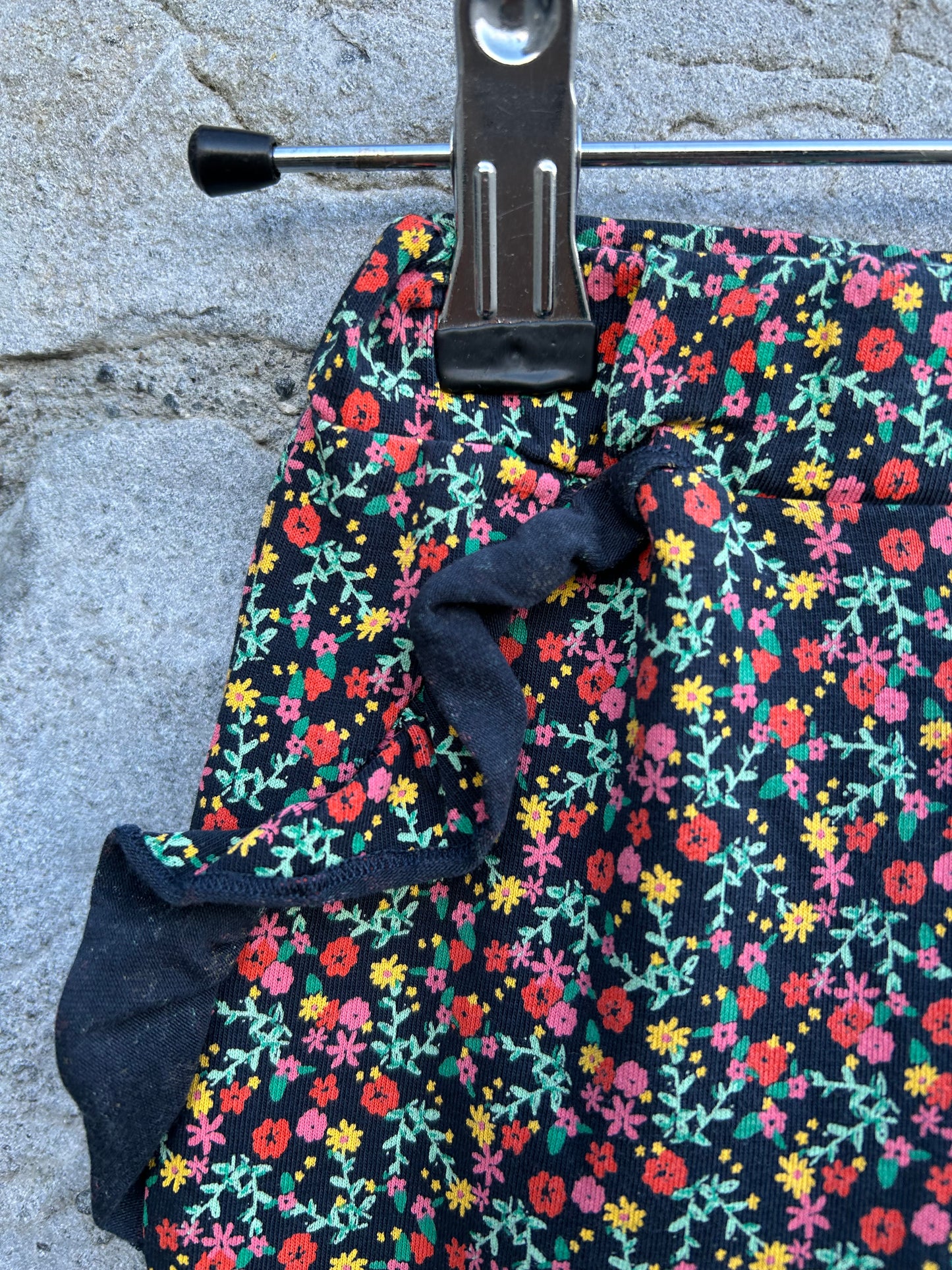 Red flowers baggy pants  18-24m (86-92cm)