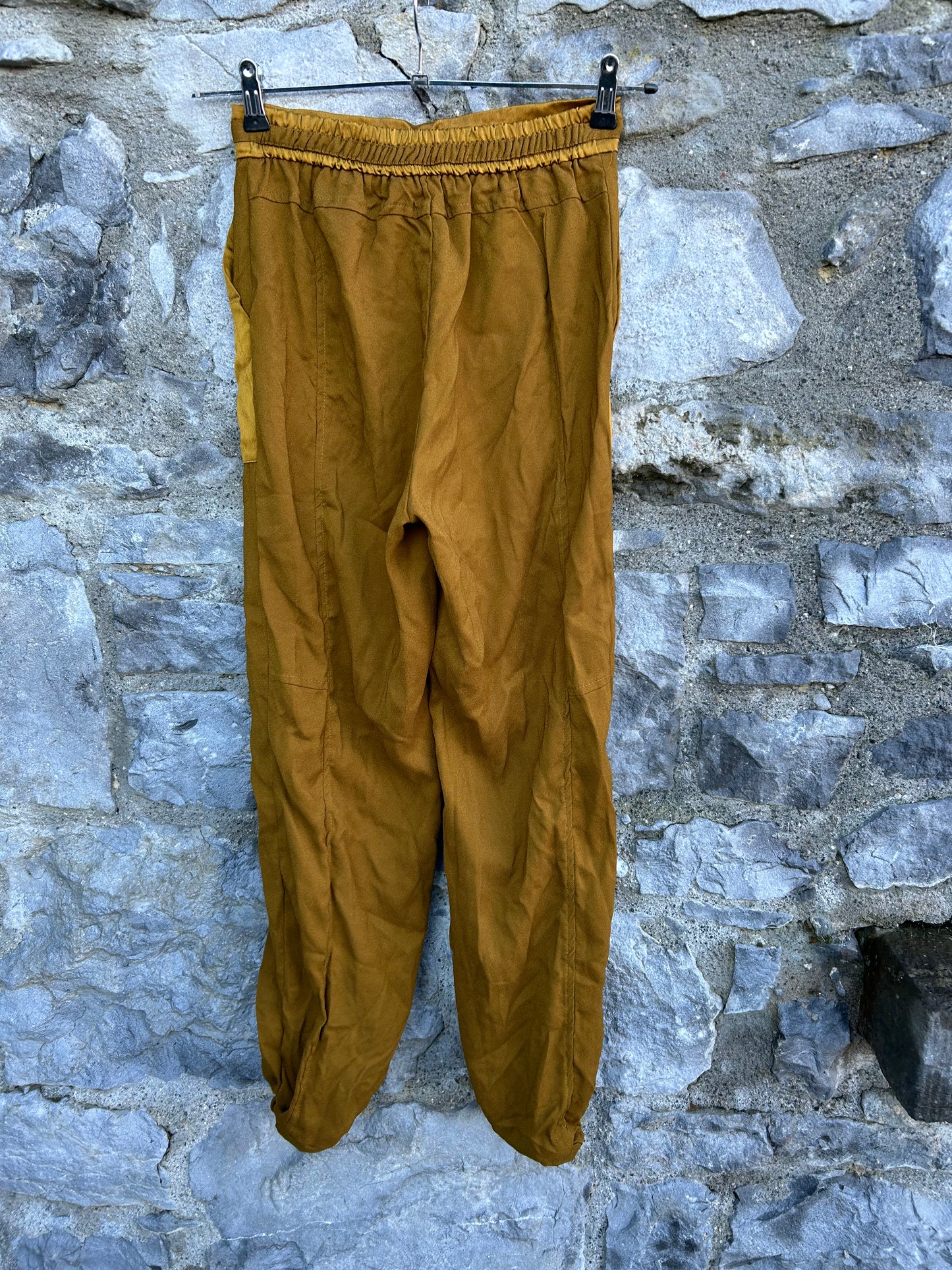 Old gold pants uk 8