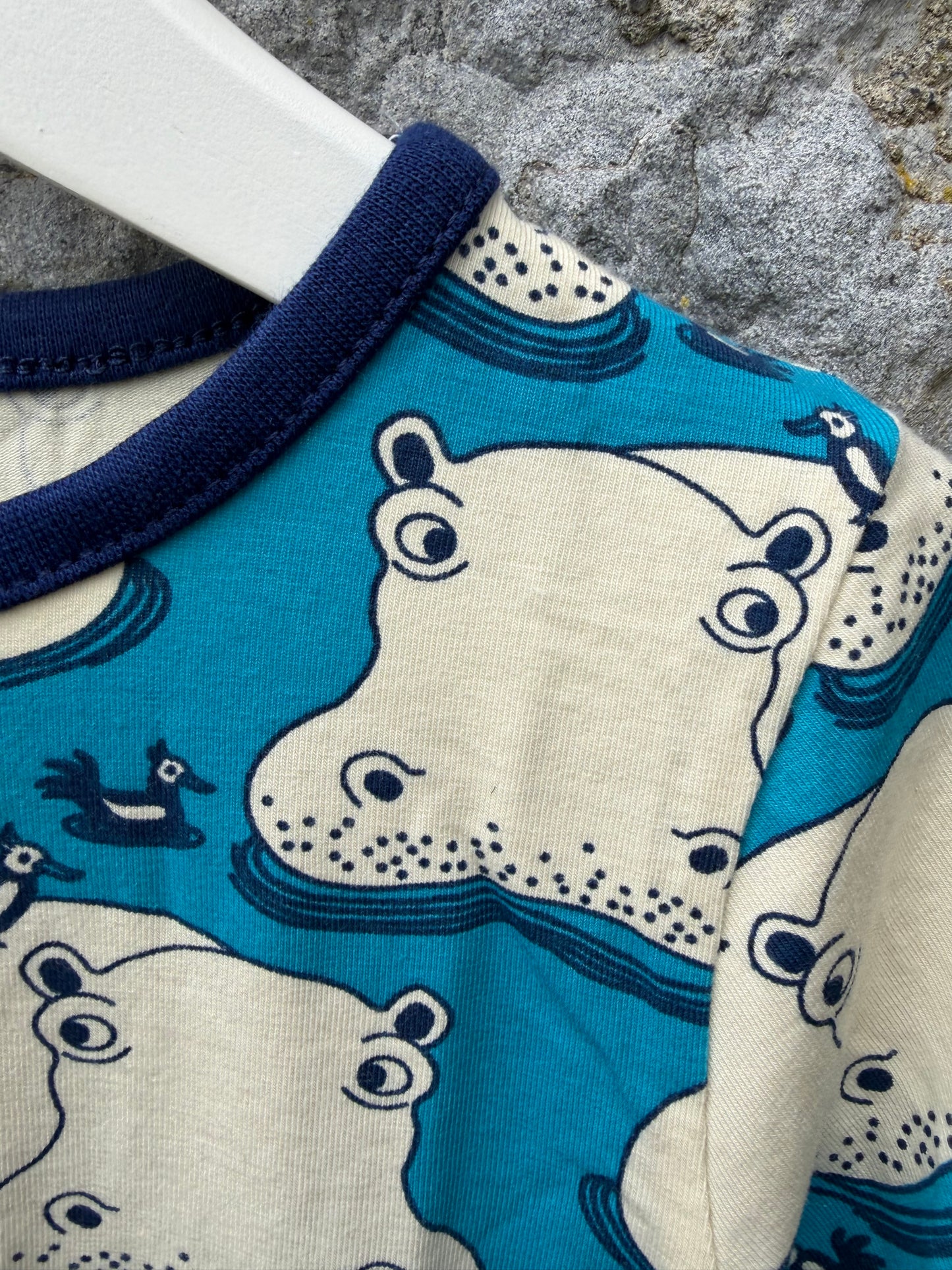 Hippos blue T-shirt 4-5y (104-110m)