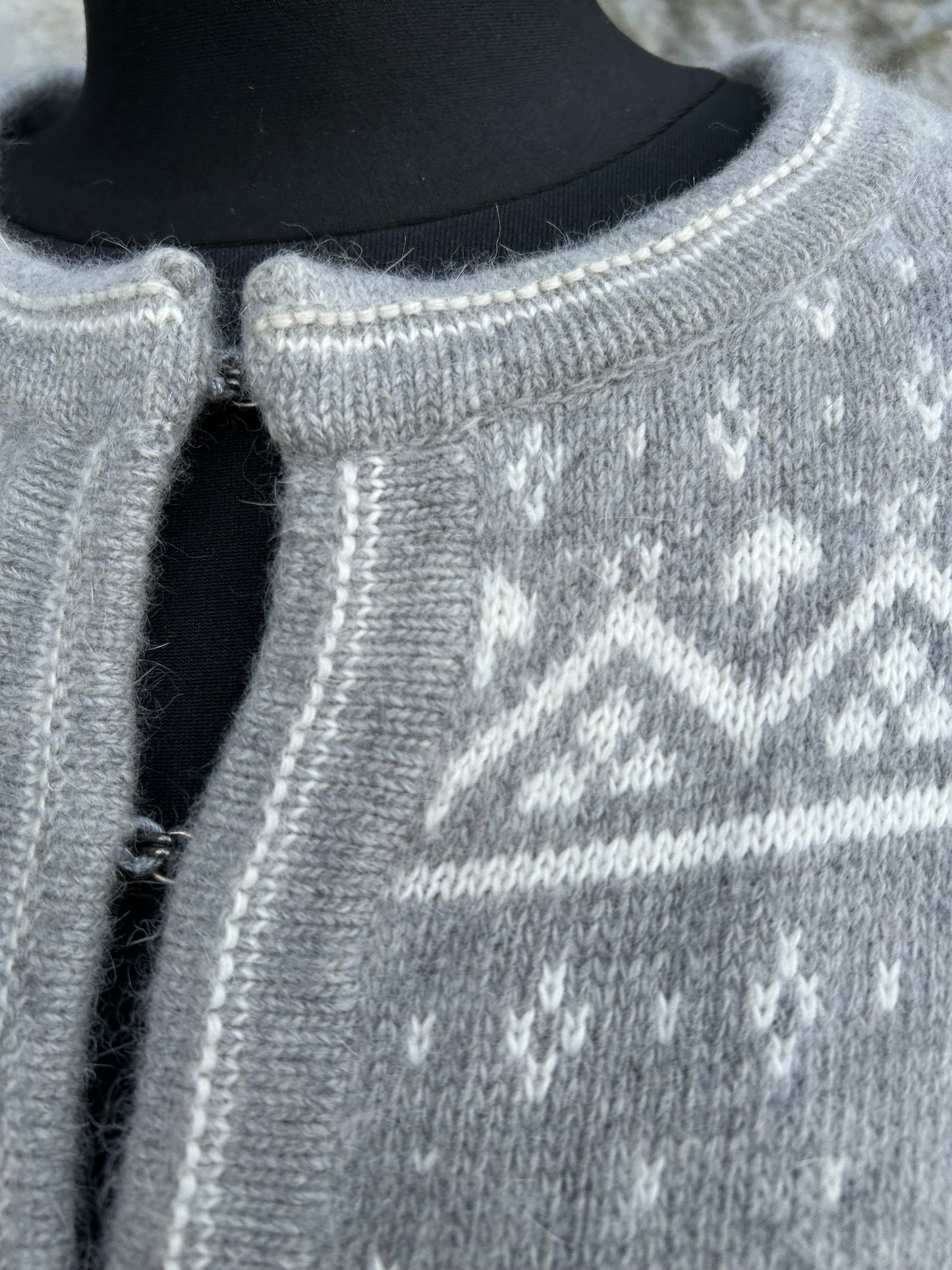 Grey snowflakes cardigan uk 14