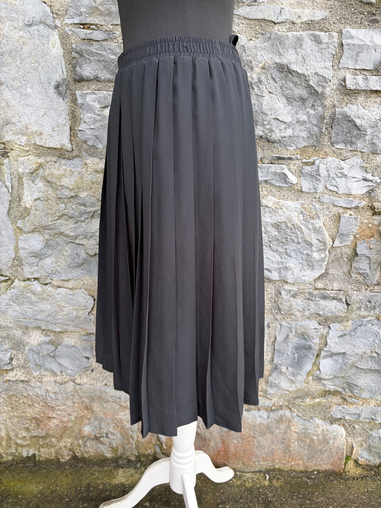 90s black pleated skirt uk 8-10