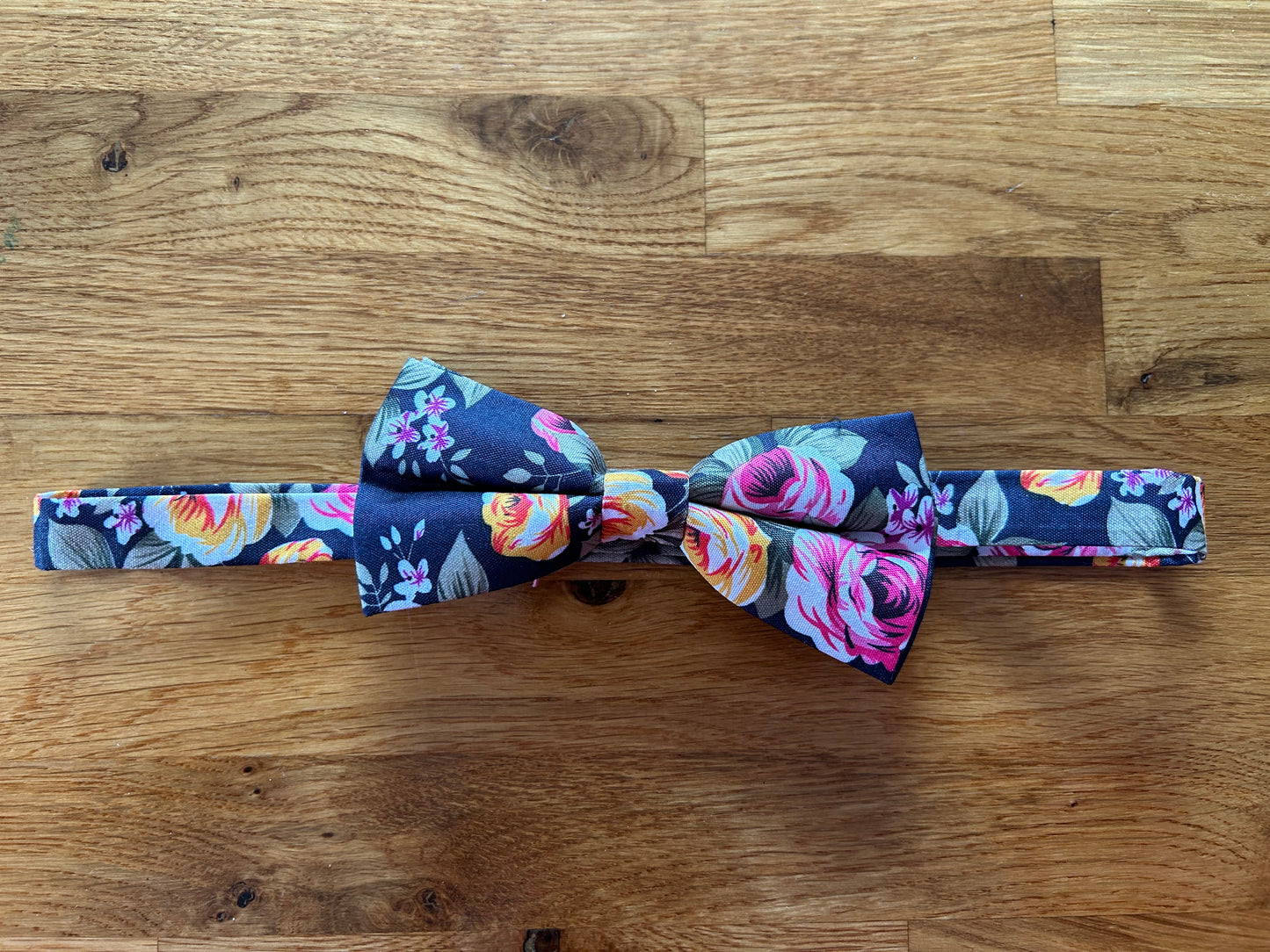 Navy floral bow tie