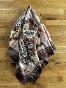 Beige&brown Paisley scarf