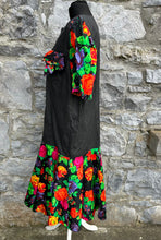Load image into Gallery viewer, 80s black&amp;floral dress uk 12-14
