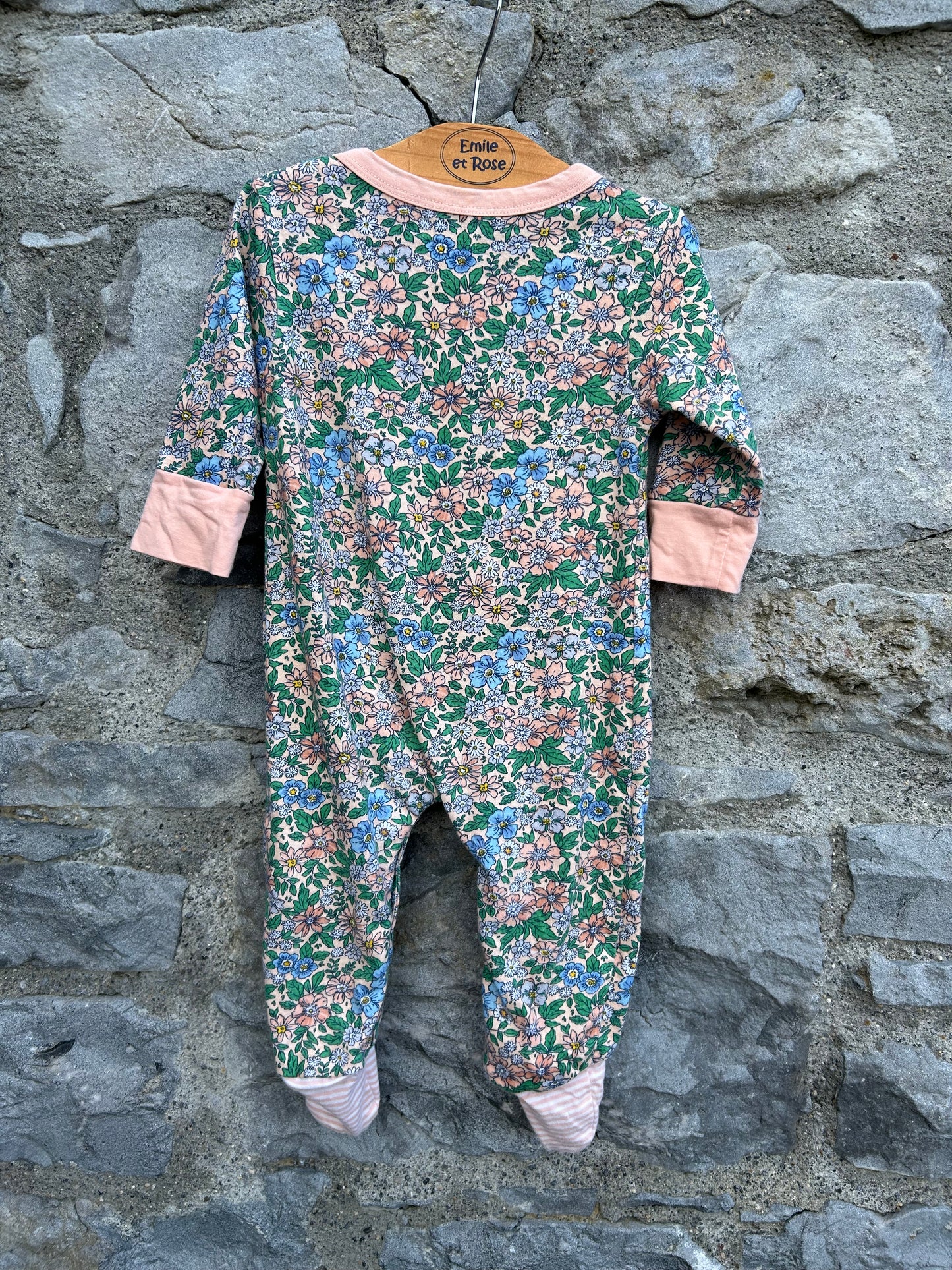 Peach floral onesie  3-6m (62-68cm)