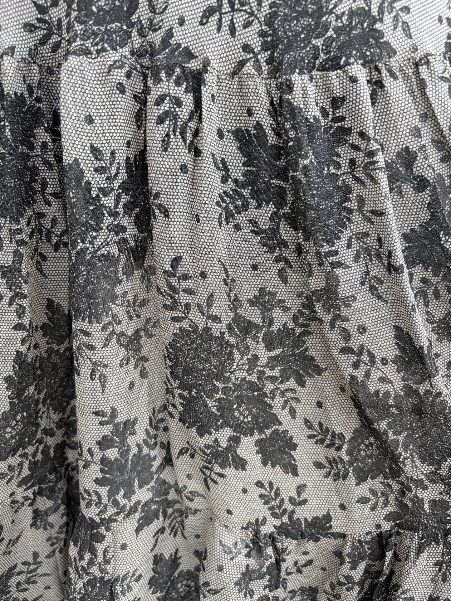 Y2K floral beige tiered skirt uk 12-14